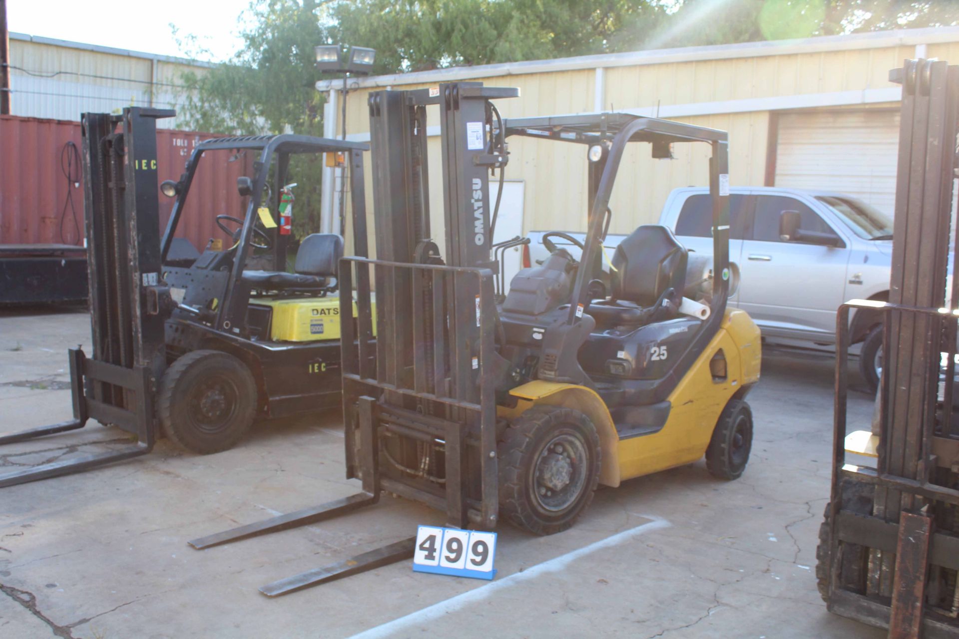 FORKLIFT, KOMATSU 4,650 LB. CAP. MDL. FG25T-16, H.O.M. 1,439, solid tires, sideshift, LPG pwrd., 38"