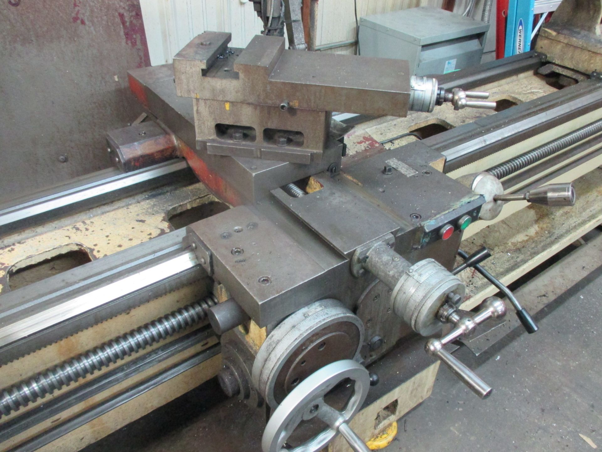 GAP BED ENGINE LATHE, GMC 26” X 120” MDL. GT26120, approx. 18” sw. over crosslide, removable gap - Image 3 of 4