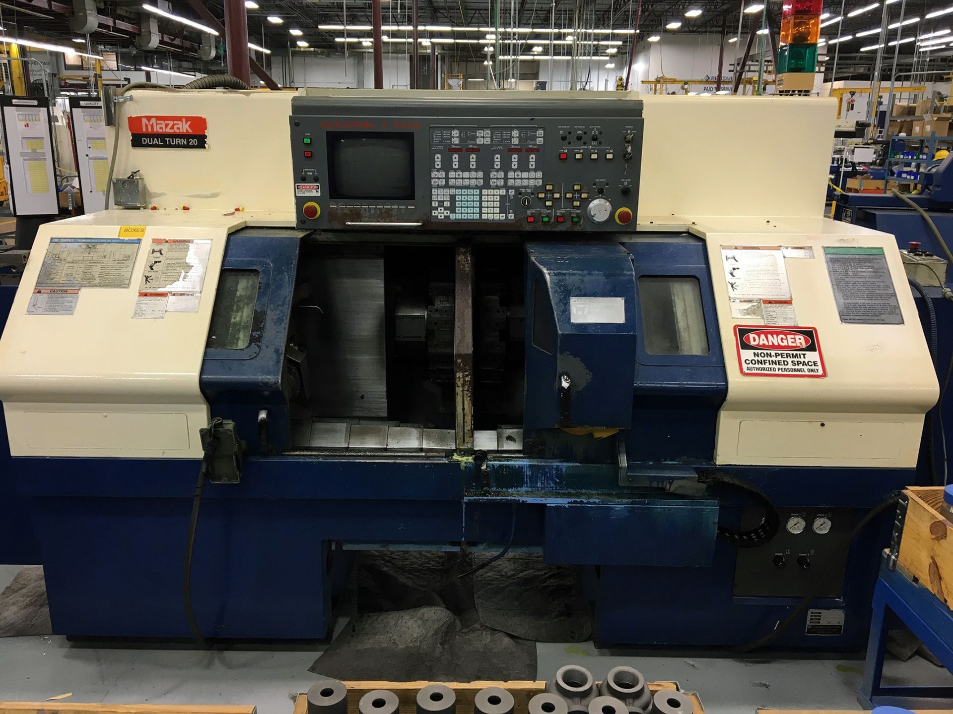 MAZAK MDL. DUAL TURN 20 CNC LATHE, new 1997, Mazatrol T Plus CNC control, 12.6” sw. over bed, 10”