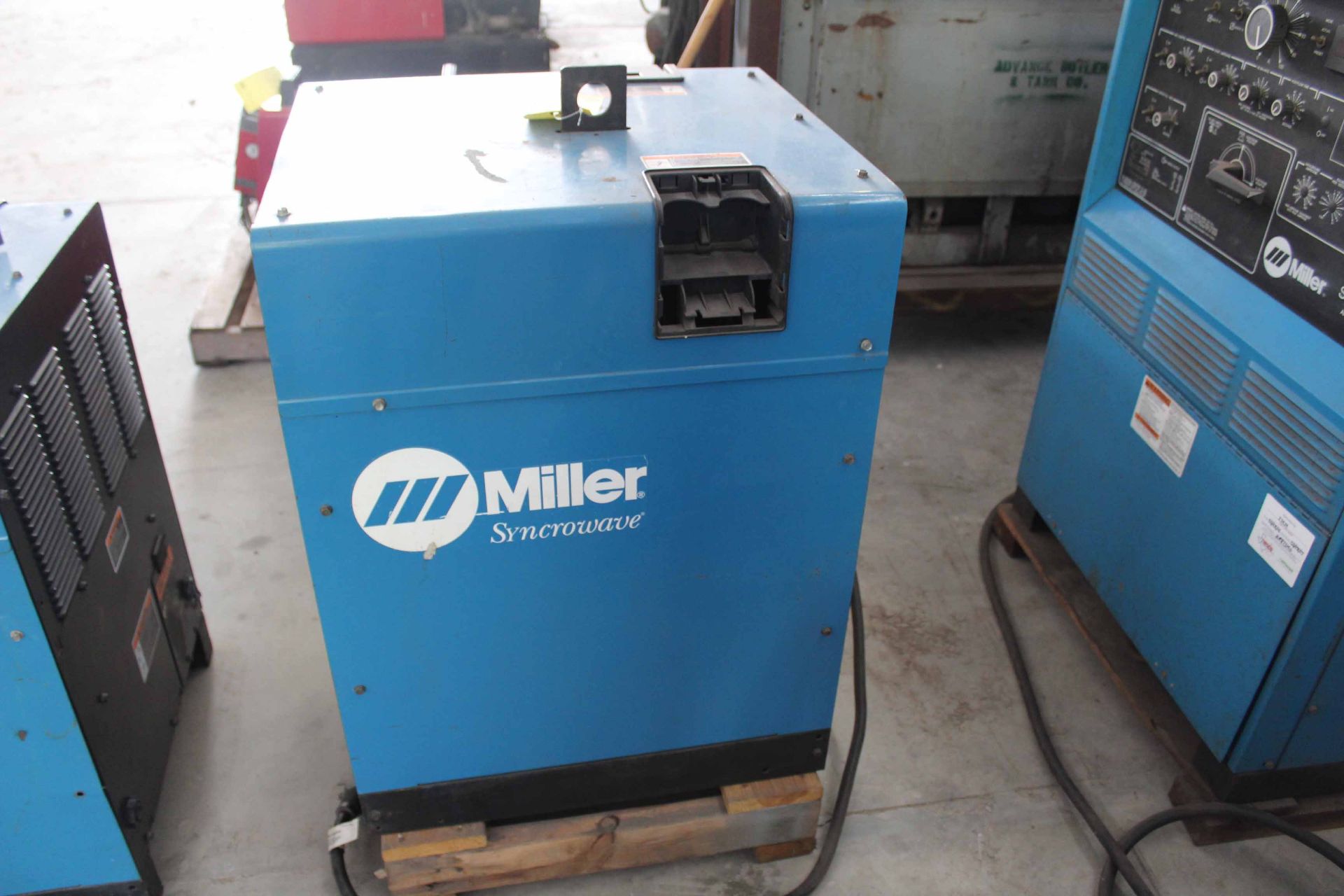 WELDING MACHINE, MILLER MDL. SYNCROWAVE 250DX, S/N LC361371 - Image 3 of 4