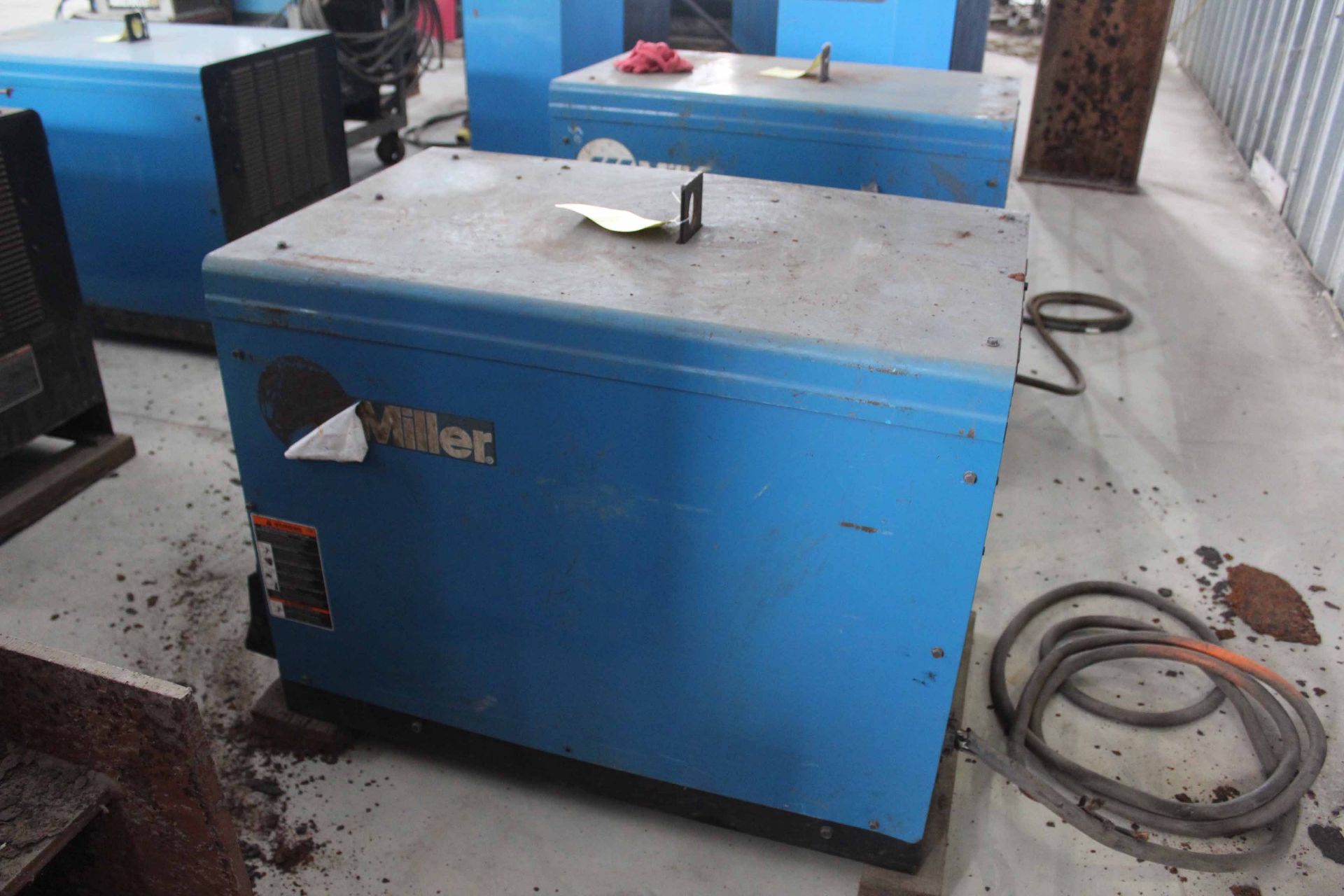 WELDING MACHINE, MILLER MDL. DIMENSION 452, S/N LC495060 - Image 3 of 4