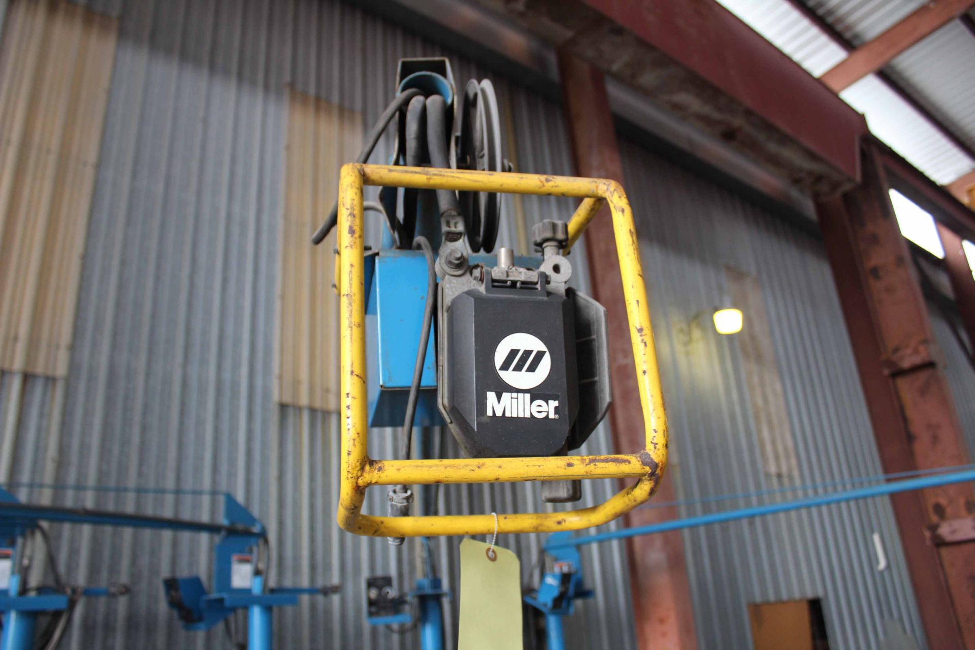 WELDING BOOM, MILLER 12', Miller 70 Series 24 v. wire feeder - Image 4 of 4