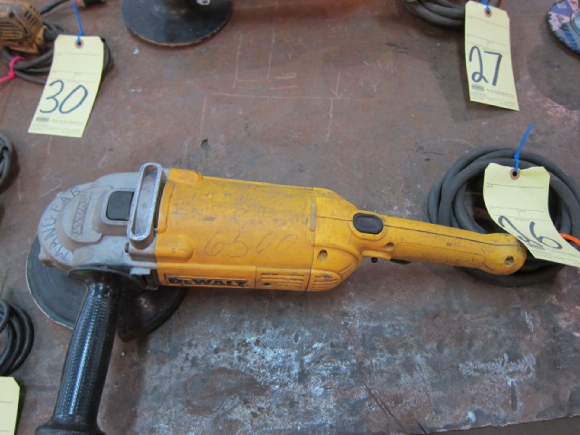 RIGHT ANGLE DISC GRINDER, DEWALT 9"