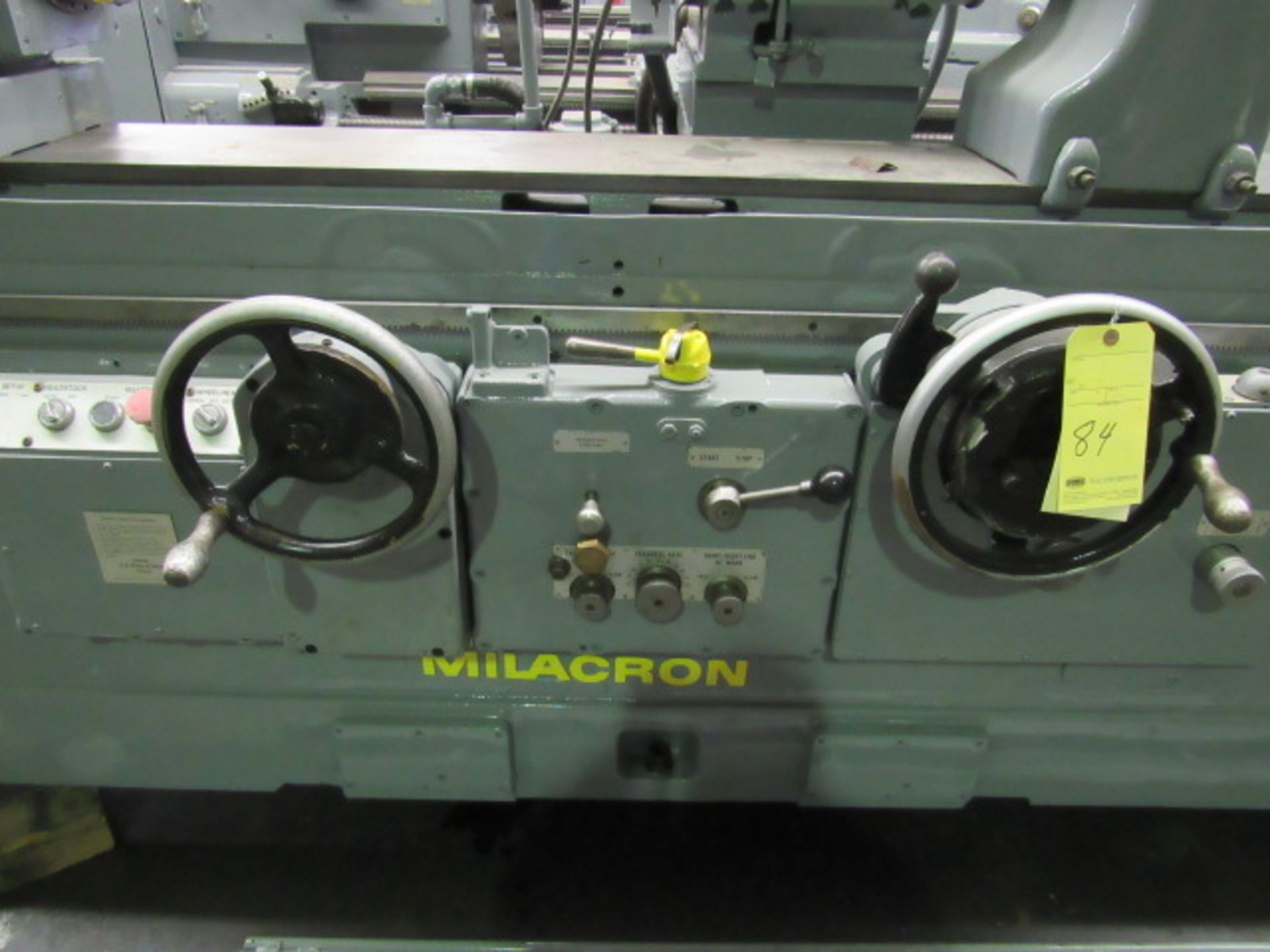 UNIVERSAL HYDRAULIC CYLINDRICAL GRINDER, CINCINNATI 18” X 72” MILACRON MDL. DE, 18-15/16” sw., 72” - Image 5 of 7