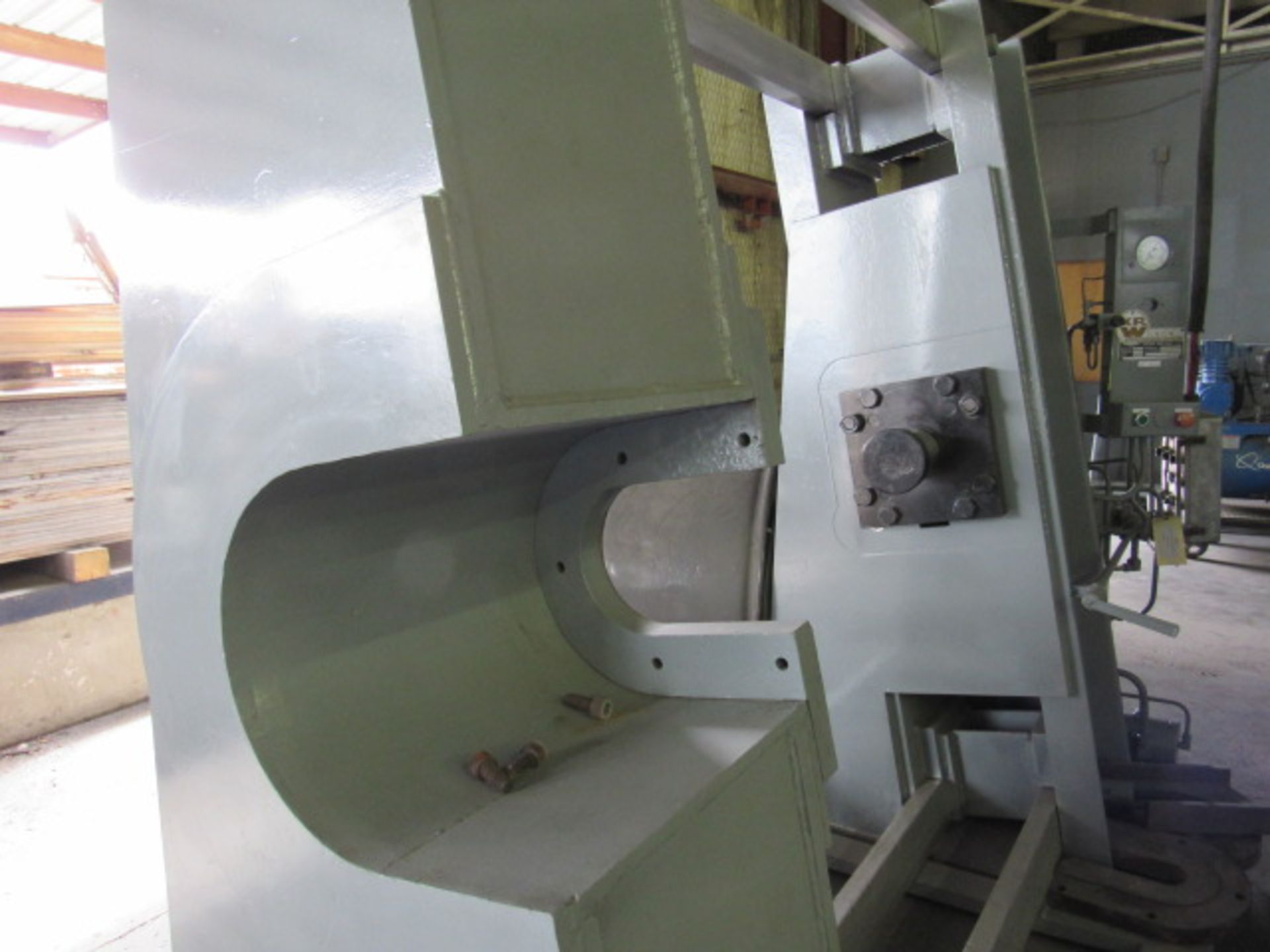 WHEEL PRESS, WILSON MDL. 150T, 150 TON CAPACITY, 20" CYLINDER STROKE, MAX. DISTANCE FROM FACE TO - Image 4 of 8