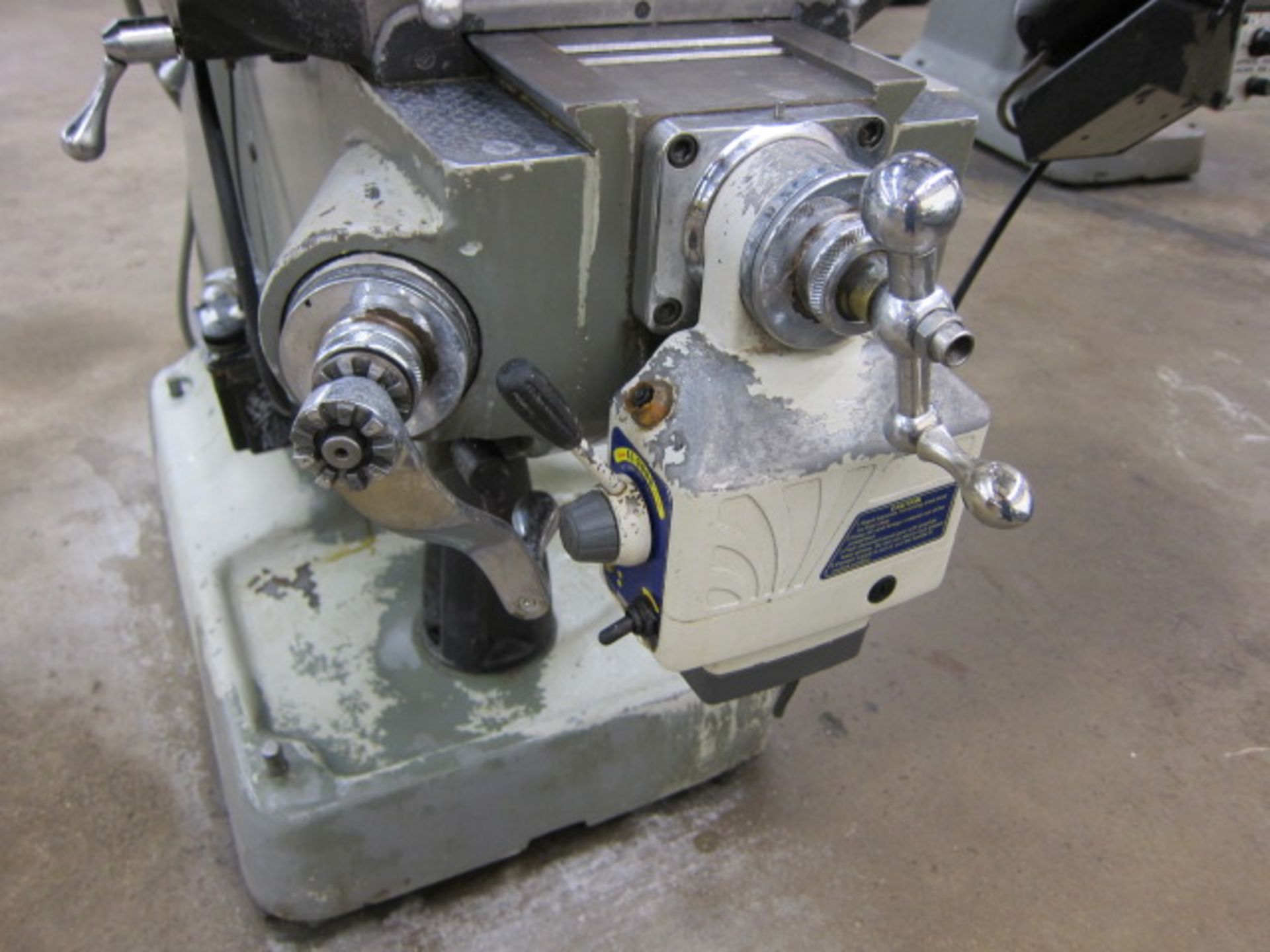 VERTICAL TURRET MILL, BRIDGEPORT SERIES I, 9” x 48” table, cross & long. pwr. feed, 2 HP variable - Image 6 of 6