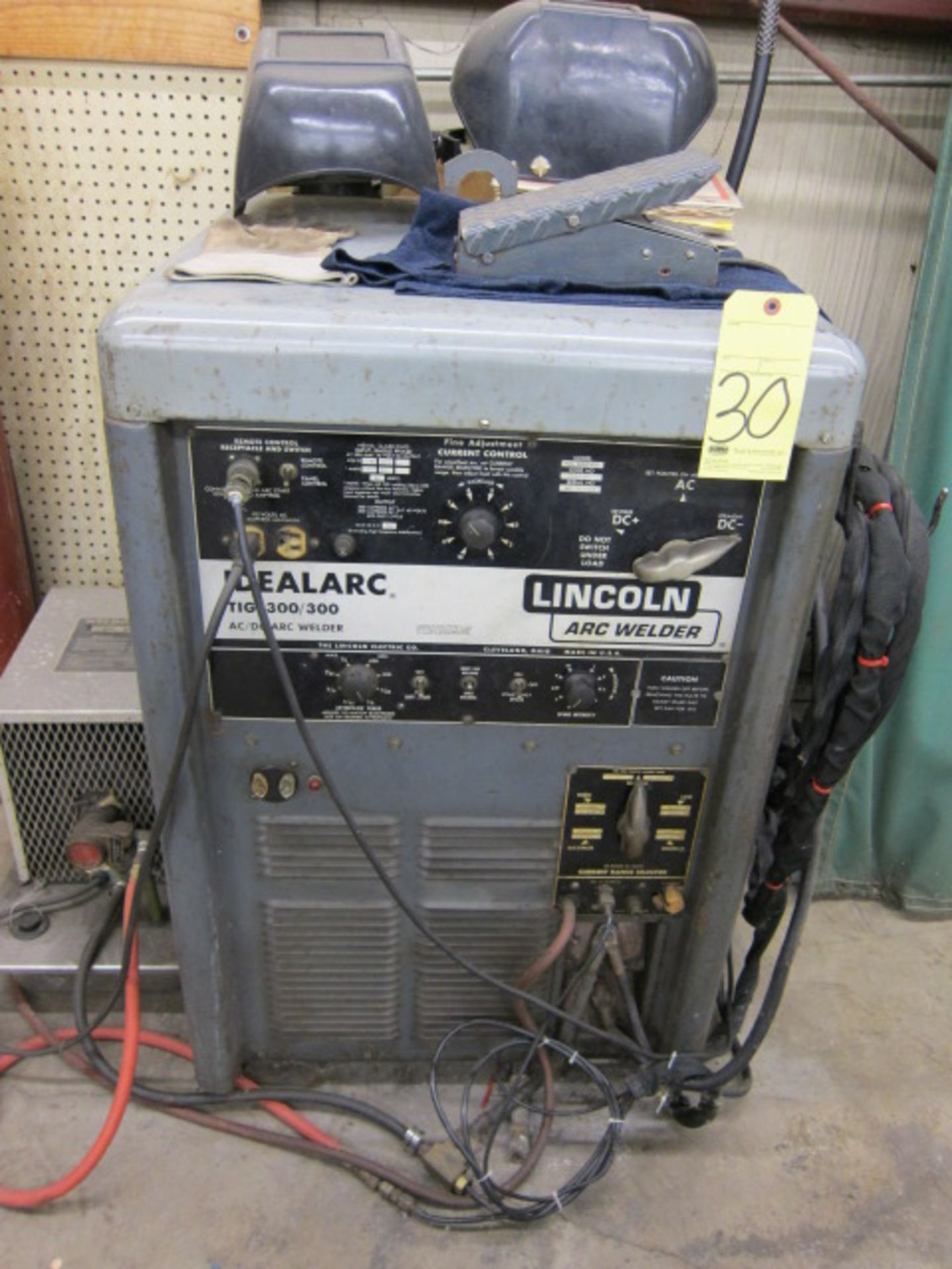 WELDING MACHINE, LINCOLN MDL. IDEALARC TIG 300/300, S/N AC-321967