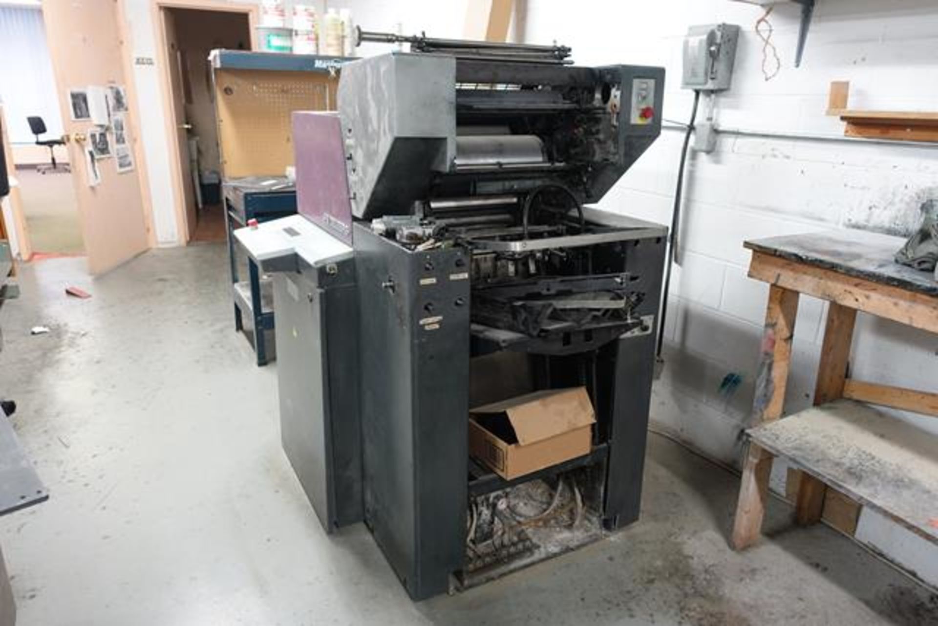 HEIDELBERG PRINTMASTER, A2, 2 COLOUR, PRINTING PRESS, 230 V, PARTS MACHINE, S/N 963820, (RIGGING $ - Image 4 of 10