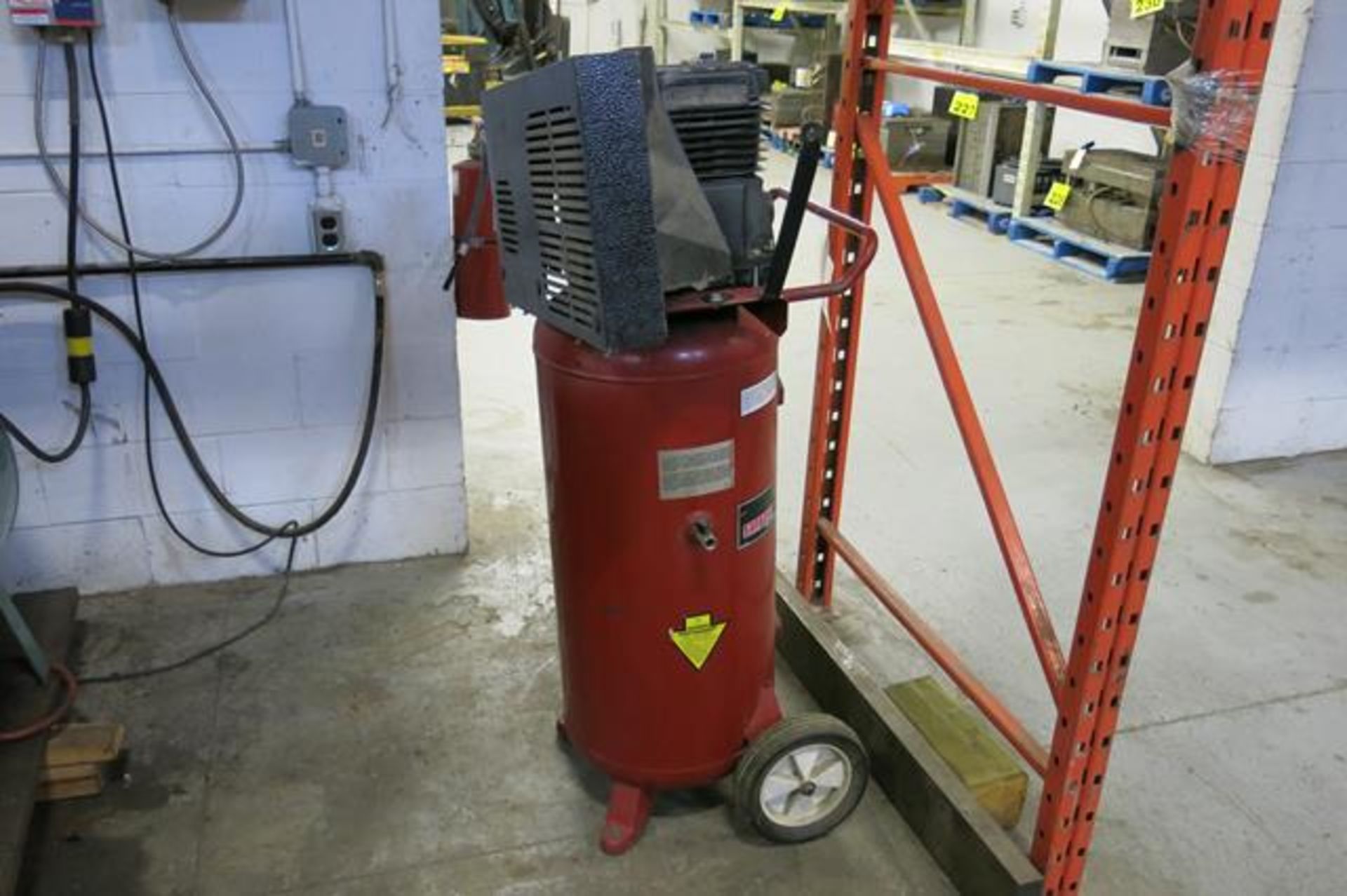 MAGNA FORCE, M165BC500-30VP, 5HP, VERTICAL TANK MOUNTED, PISTON TYPE, AIR COMPRESSOR, S/N L0575177 - Image 2 of 5