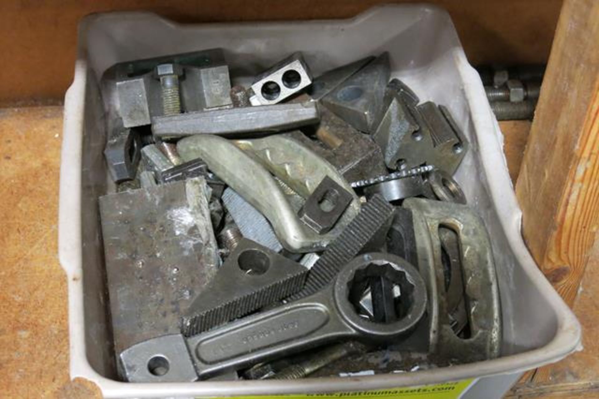 LOT OF ASSORTED MOLD PARTS - Image 2 of 3