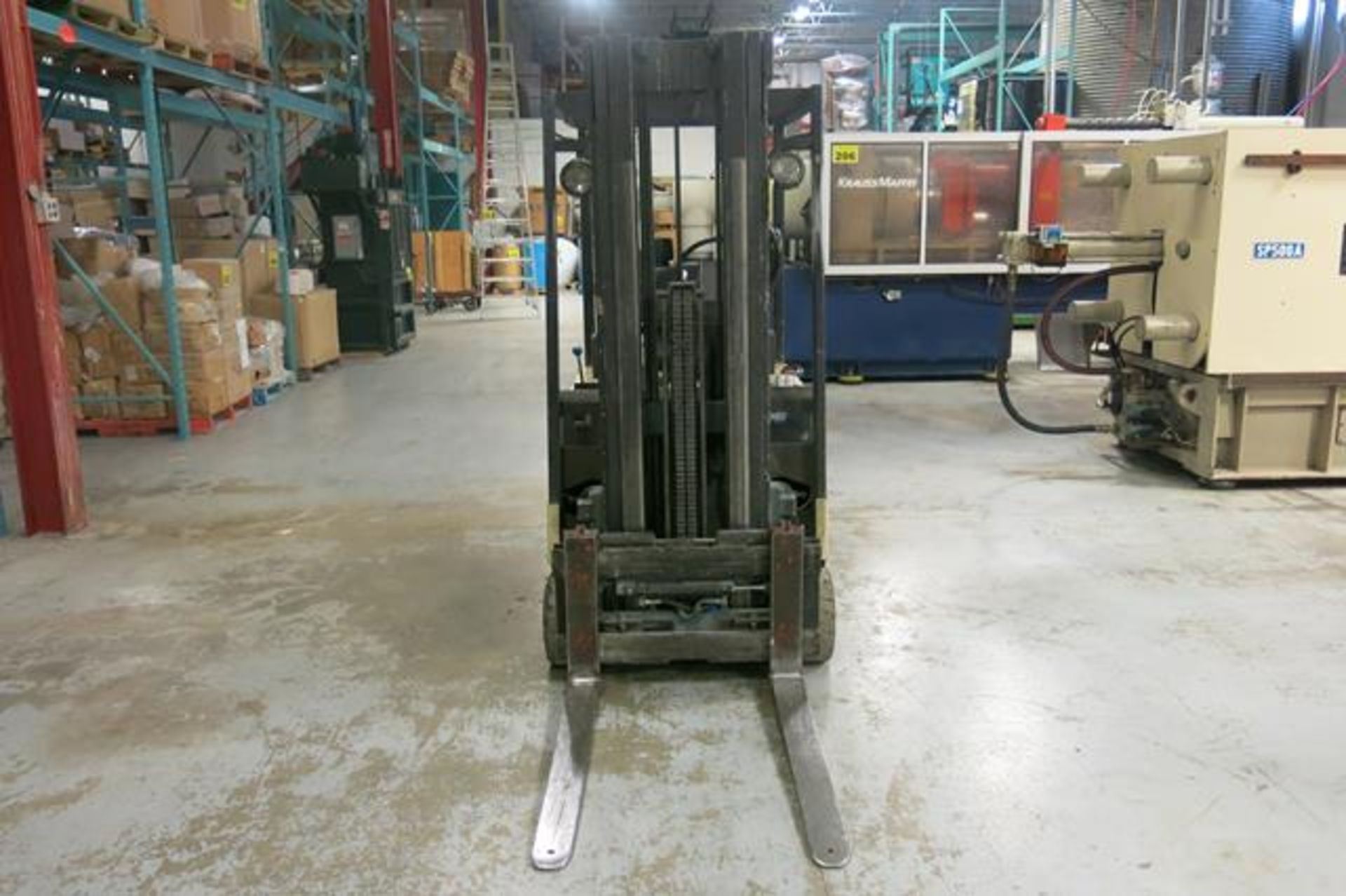 CROWN, BATTERY POWERED, FORKLIFT WITH CHARGER - LATE DELIVERY MARCH 24 - Image 8 of 12
