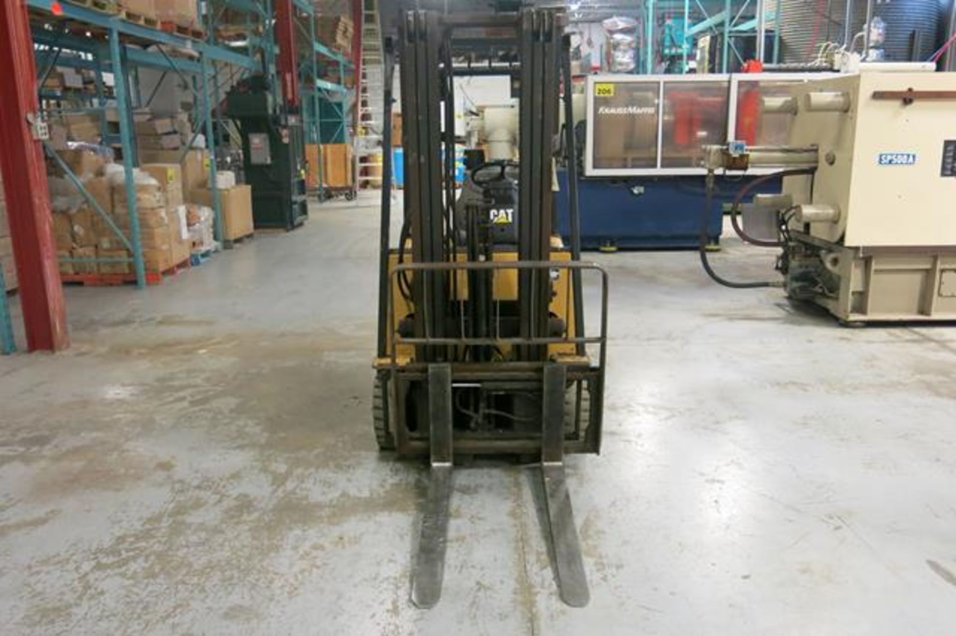 CATERPILLAR, EP20KT, 3,700 LBS., 3 STAGE, 3-WHEEL, BATTERY POWERED, FORKLIFT, SIDESHIFT, 188" - Image 8 of 13