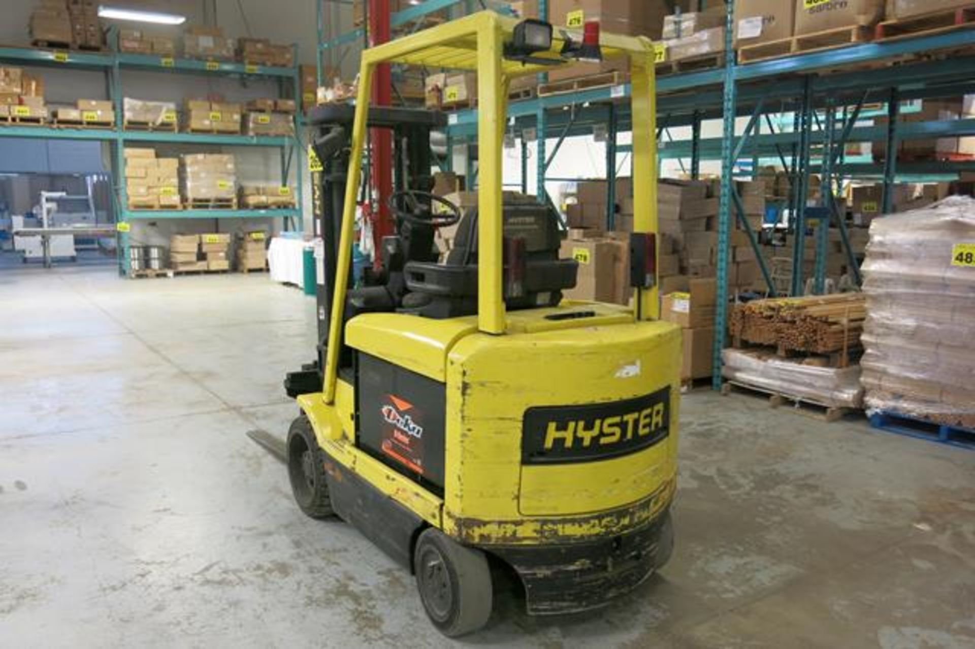 HYSTER, E60XM,-33, 5,800, 3 STAGE, BATTERY POWERED FORKLIFT, SIDESHIFT, 181", MAXIMUM LIFT, S/N - Image 3 of 12