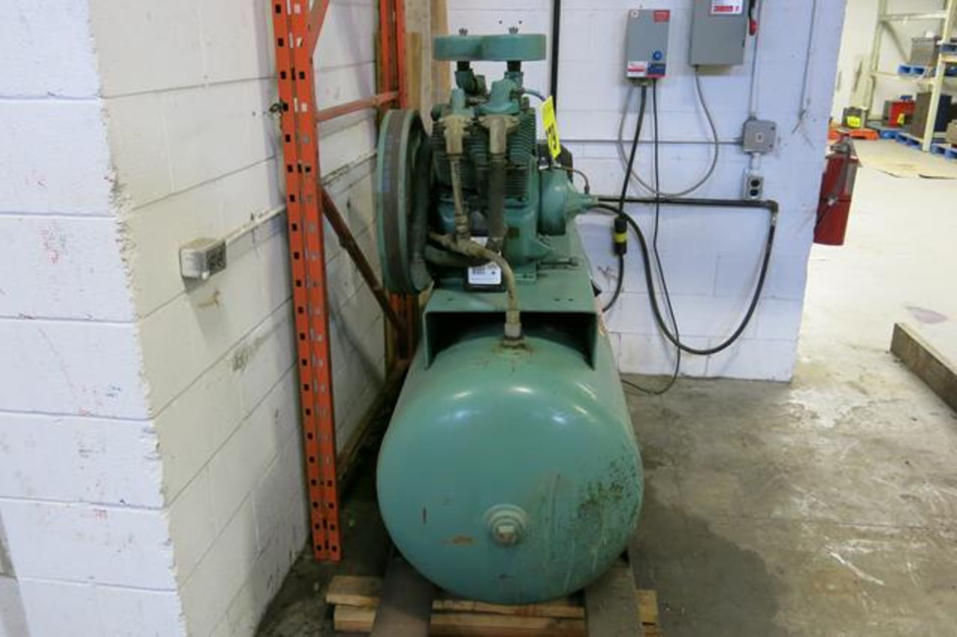 CHAMPION, 10 HP, TANK MOUNTED, PISTON TYPE, AIR COMPRESSOR (RIGGING $100) - Image 3 of 3