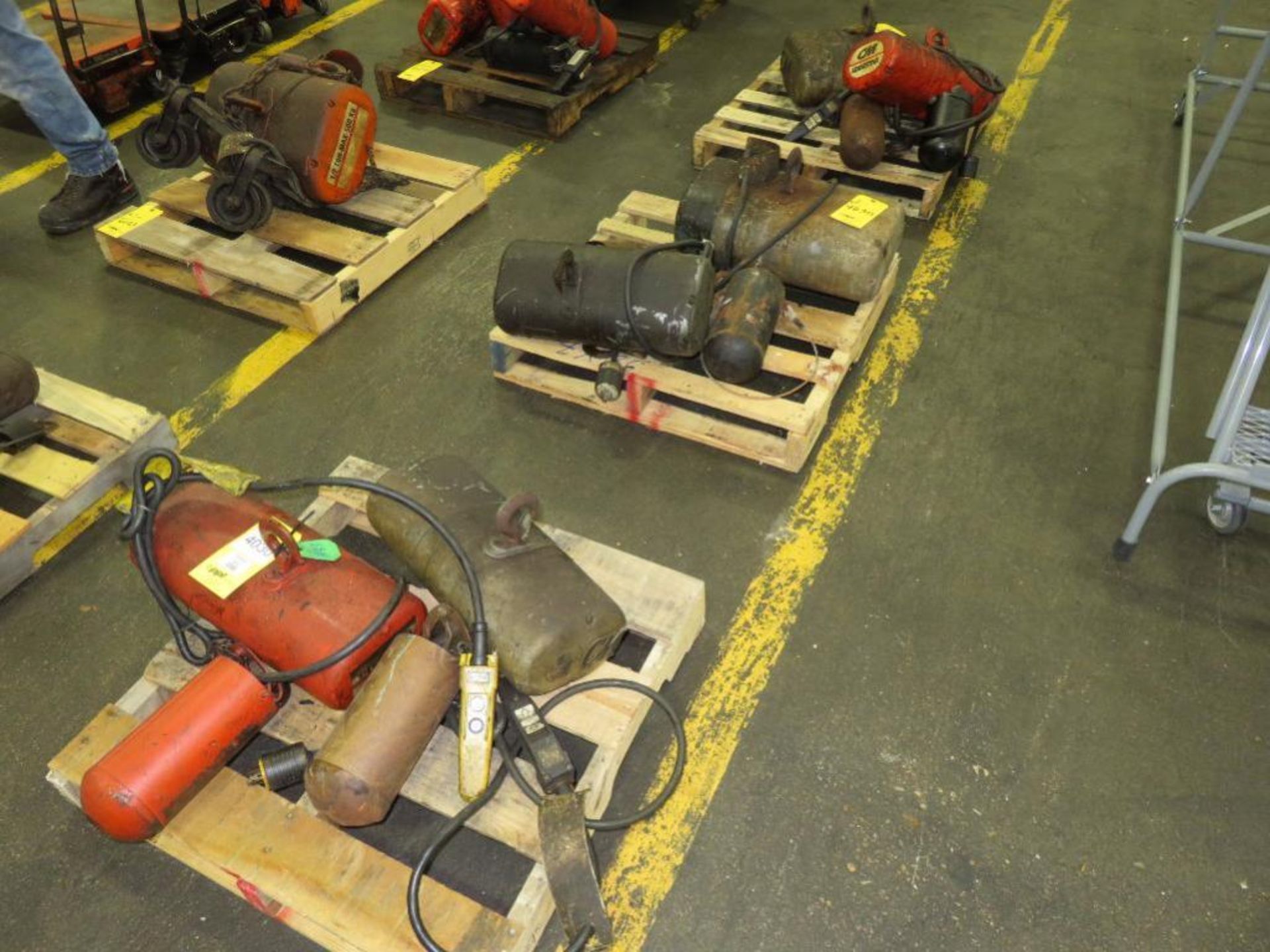 LOT: (6) Assorted Electric Chain Hoists (Location C)