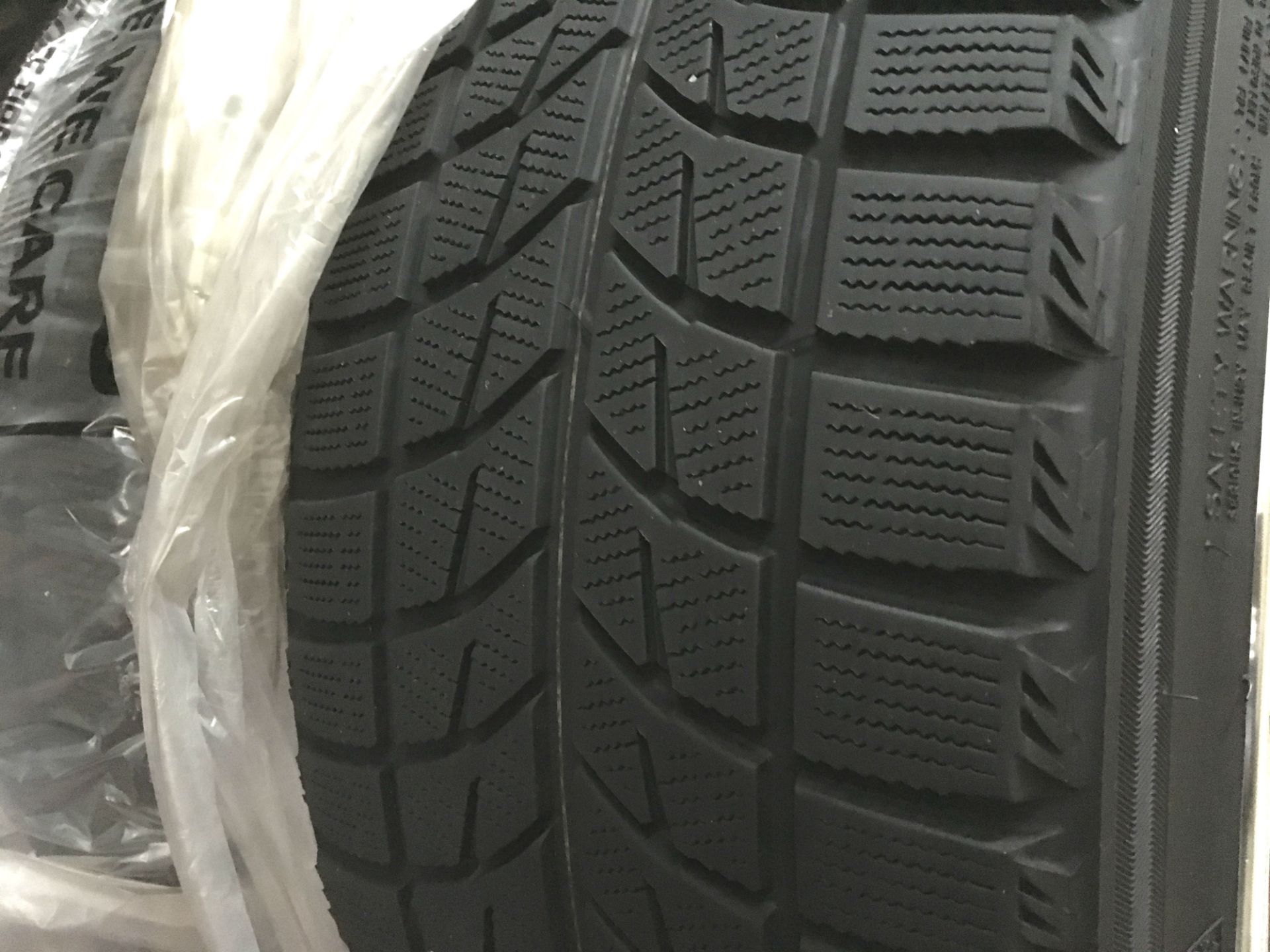 LOT: Set of (4) Bridgestone Blizzak LM-60 Tires 225/40R-18 92H XL B Mounted on Replica Wheel MG5 - Image 6 of 6