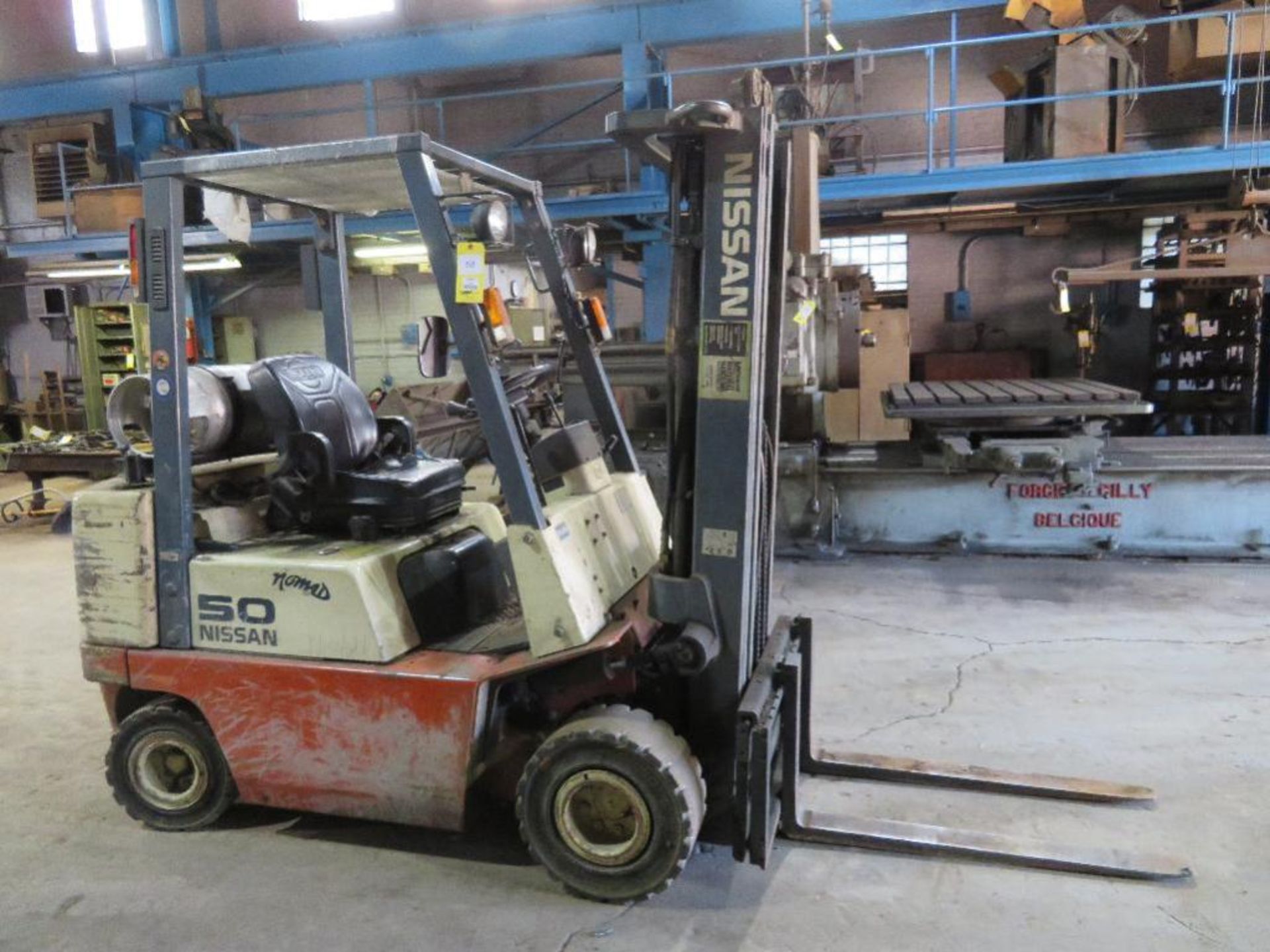 Nissan 4050 lb. LP Forklift Model APJ02A25PV, S/N APJ02-9U0942, Solid Tires, Overhead Guard, 187 in.