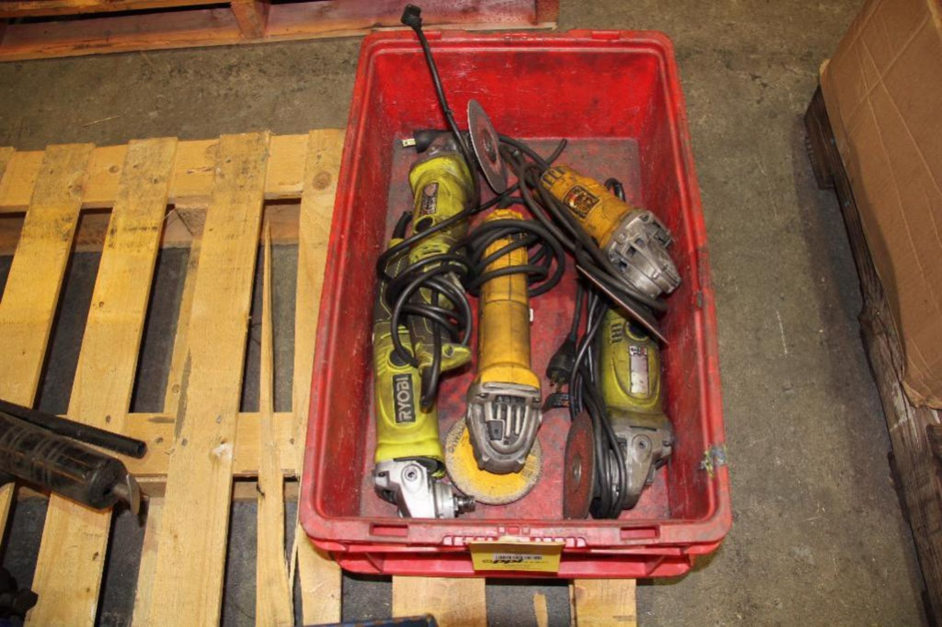 LOT: (5) Angle Grinders, (4) Grease Guns, (2) Packs Lube Grease - Image 2 of 3