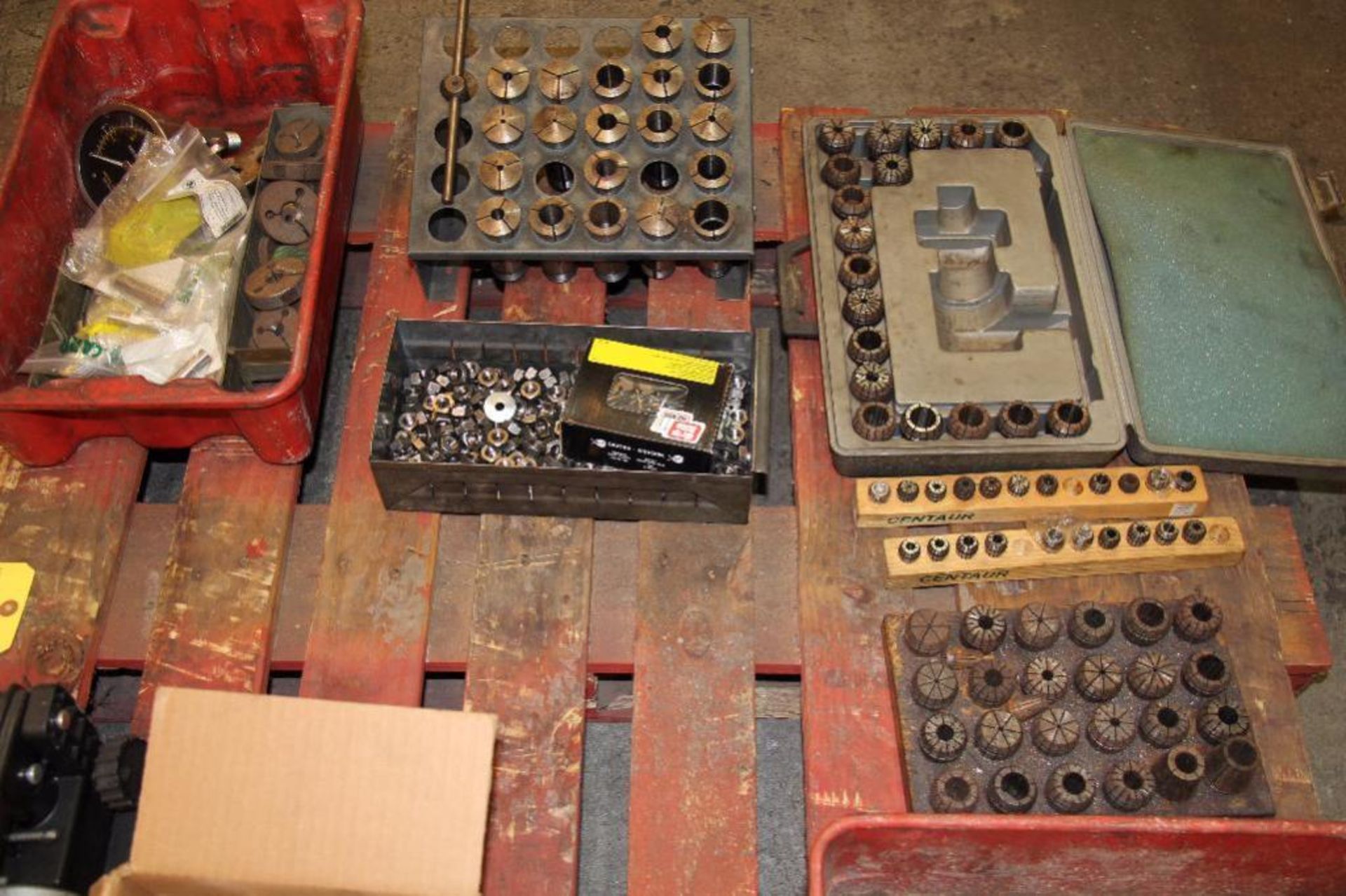 LOT: Collets, Enerpac 10,000 lb. Hydraulic Pack - Image 2 of 3