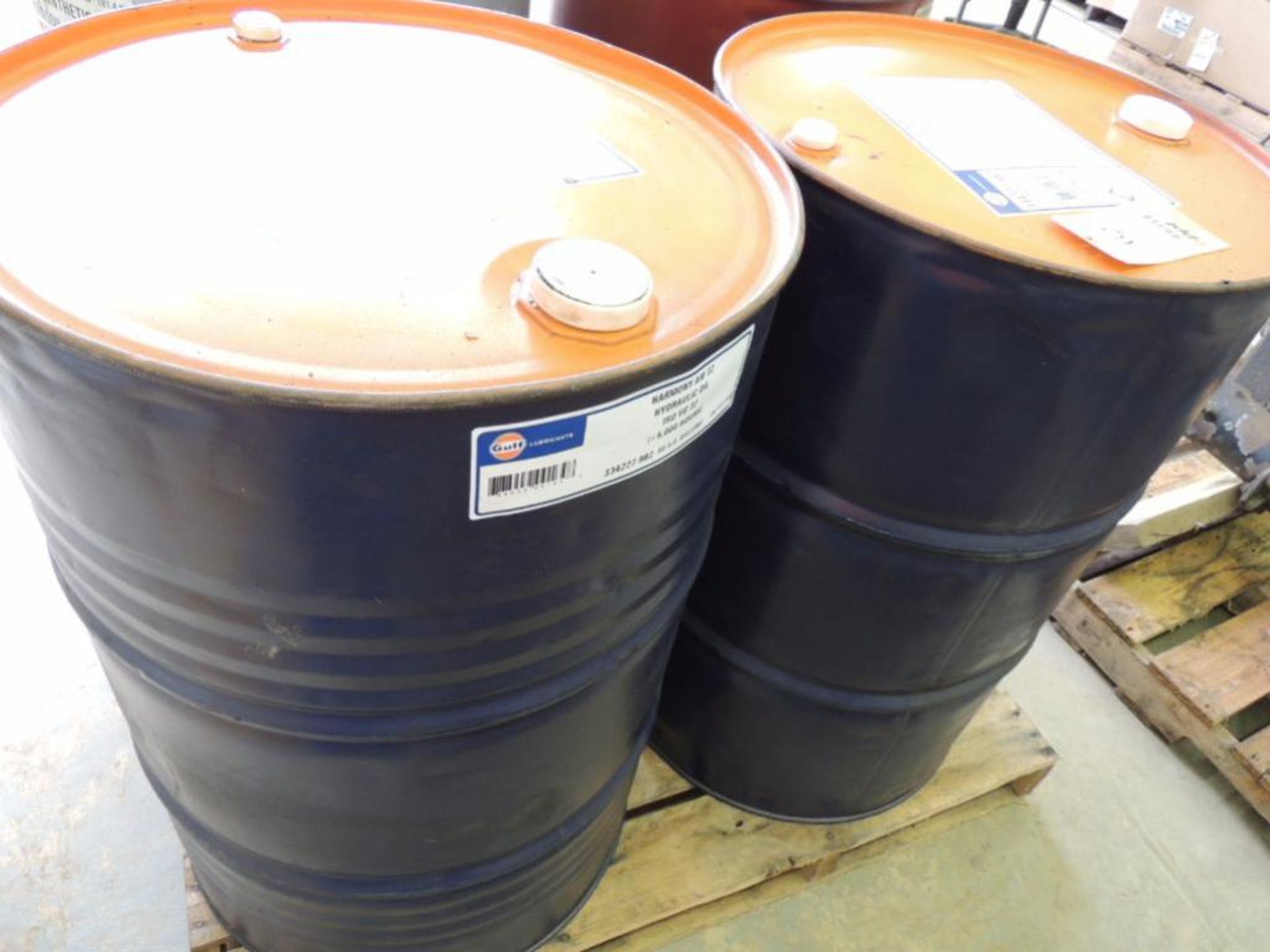 LOT: (1) 55 Gallon Drums Harmony AW 32W Hydraulic Fluid