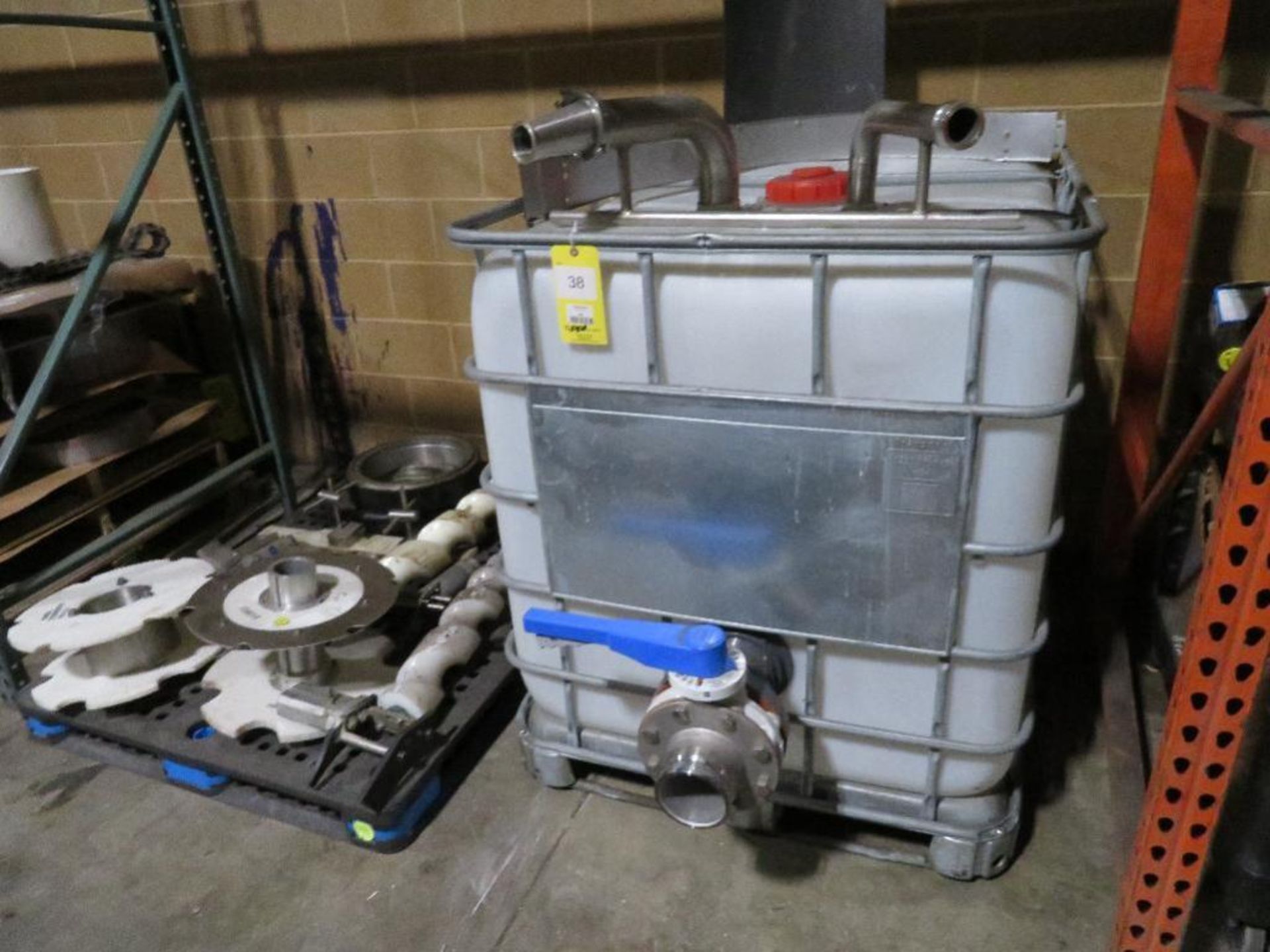 LOT: Liquid Tote with Stainless Hardware