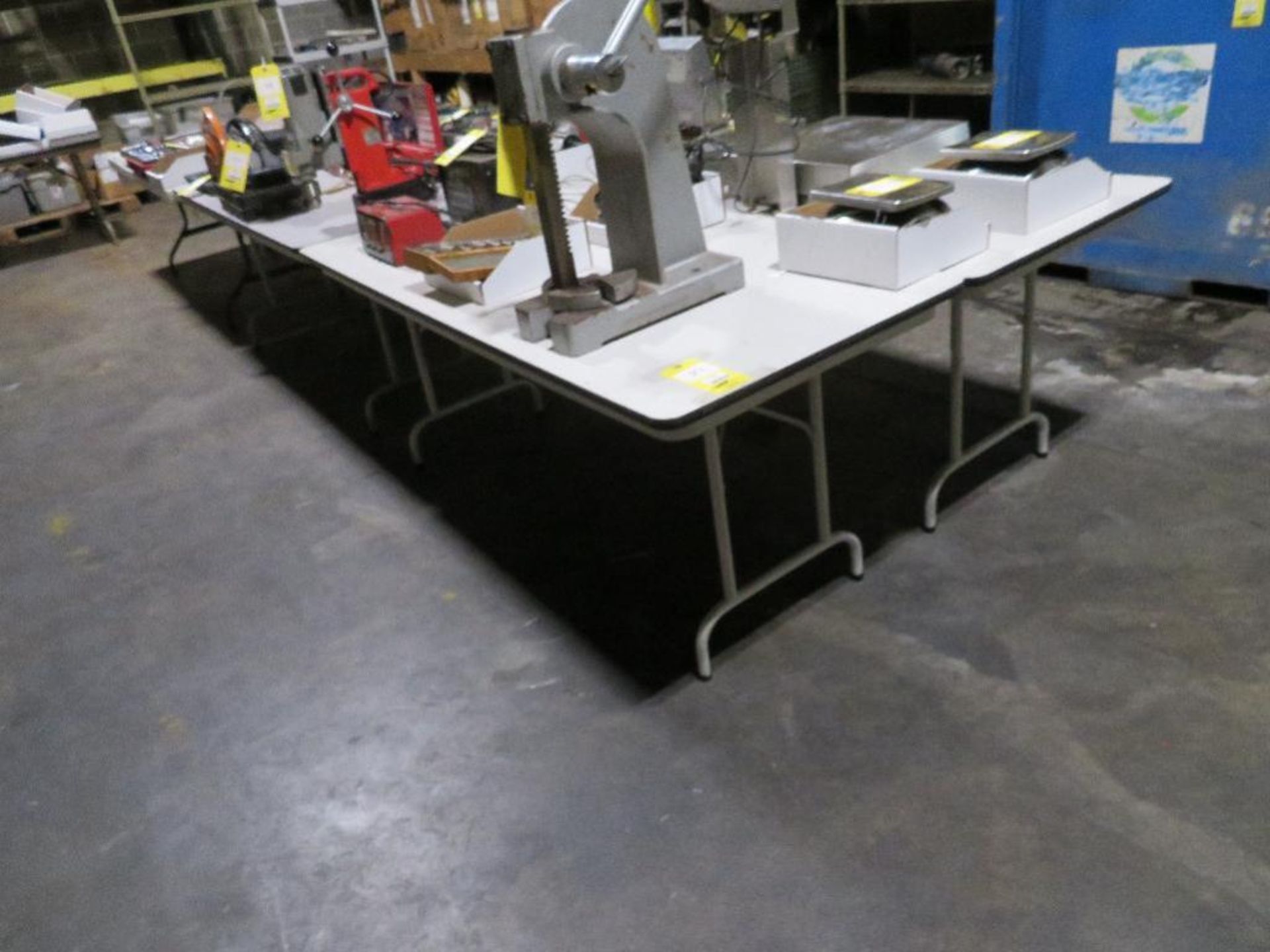 LOT: (6) Folding Tables