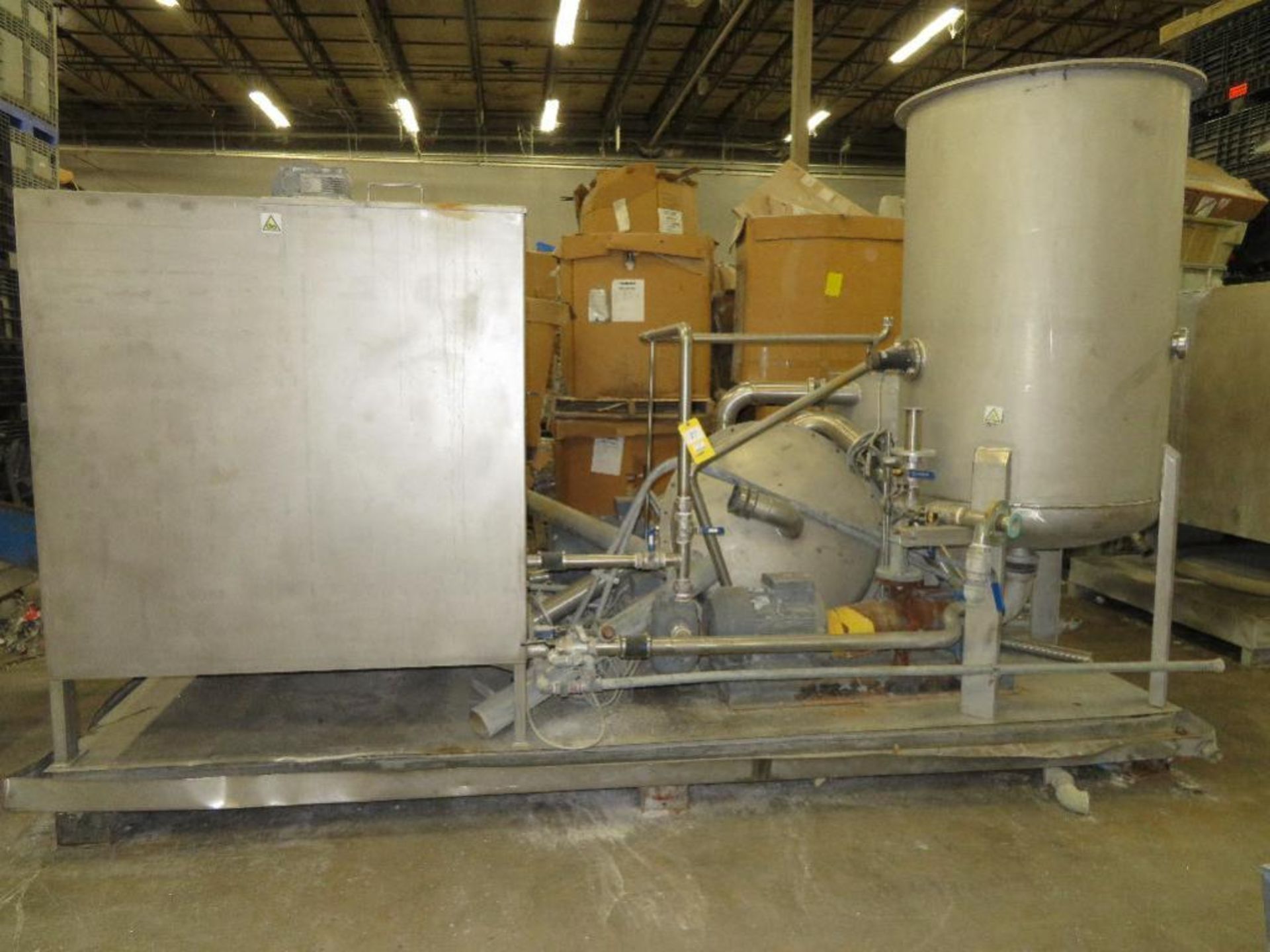 LOT: Skid Mounted Water Tanks, Filters & Controls (Amut)