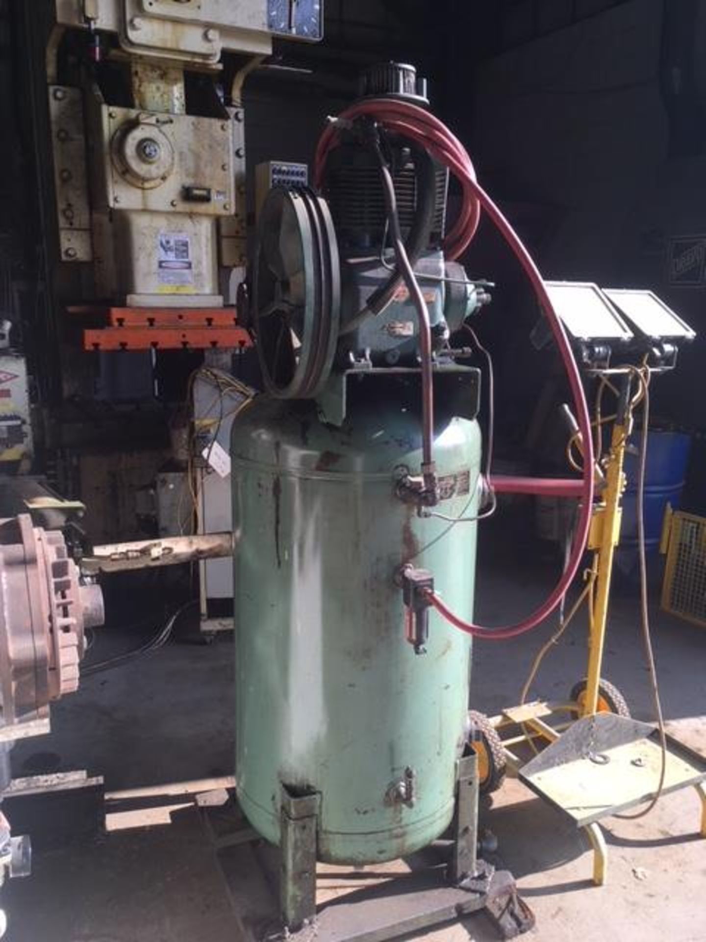 5 HP Champion Air Compressor, Ferndale, Michigan Location