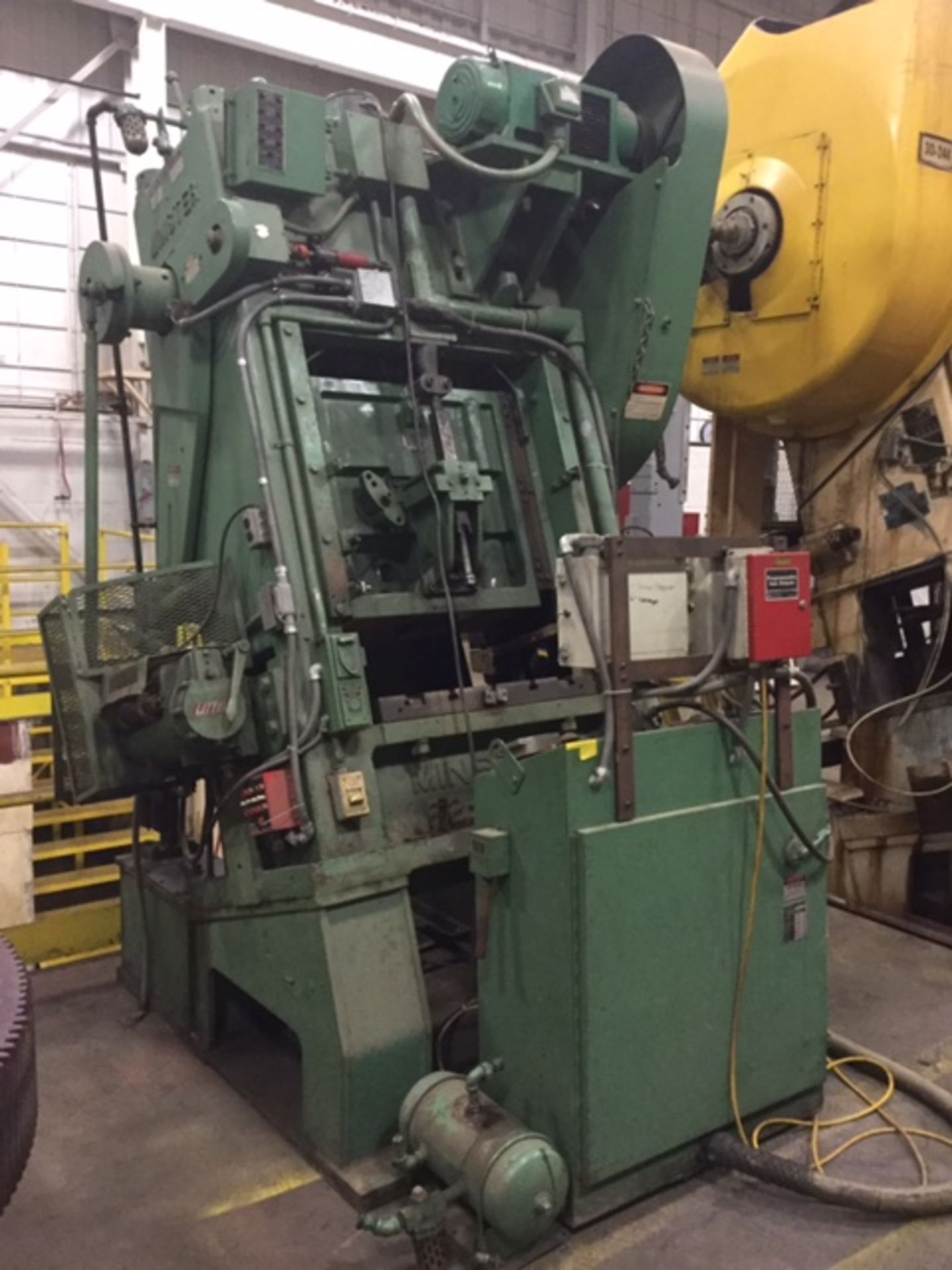 60 Ton Minster Model P2-60 Slant Back Press, s/n: P2-60-20643, New: 1972, 32" x 25" bolster, 100 - - Image 2 of 3