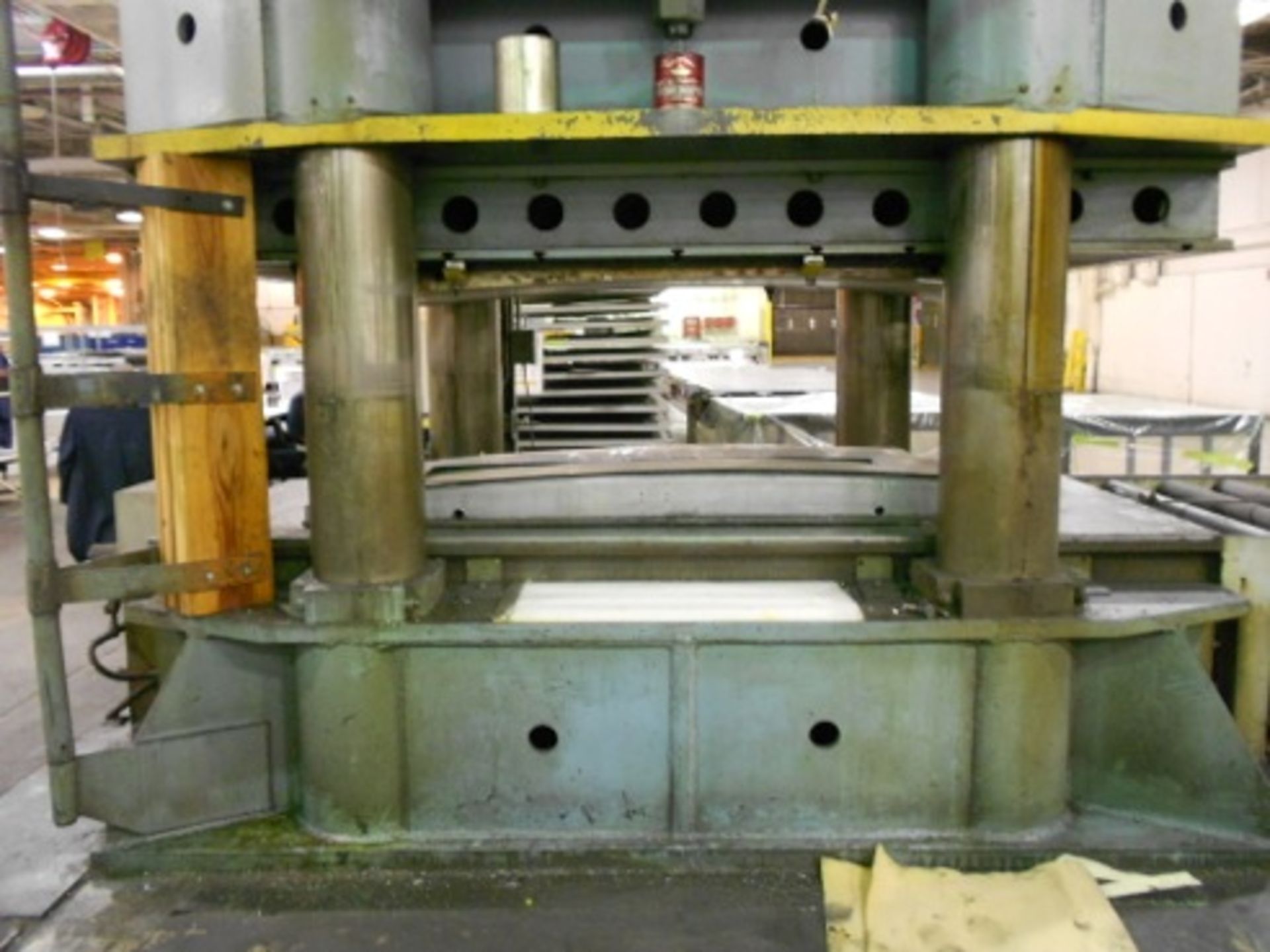 2000 Ton KR Wilson Model DC-SA-4-Post Hydraulic Press, s/n: 2558, Year: 1970, 36" Stroke, 48" - Image 4 of 8