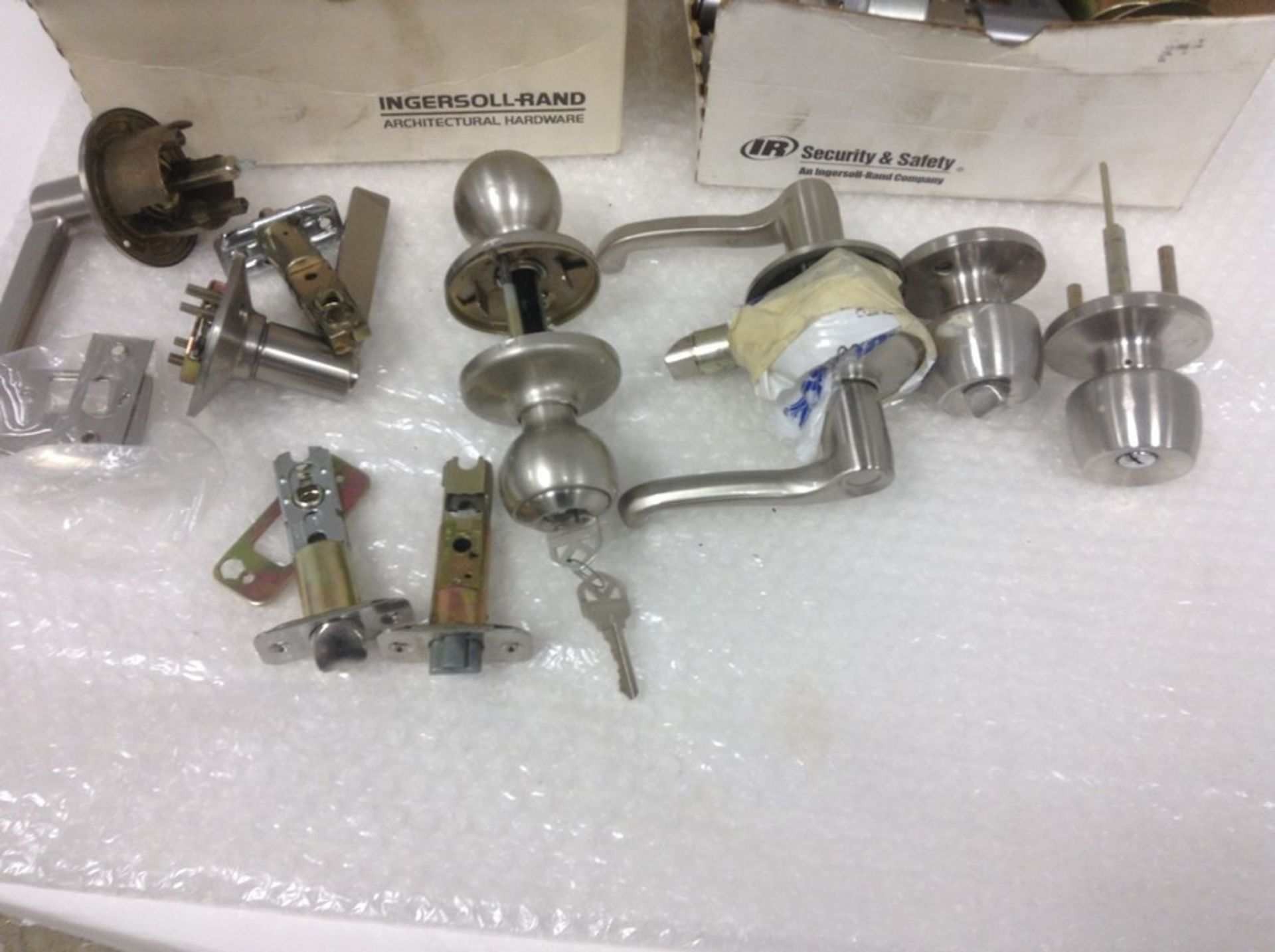 Lot of Schlage Cylindrical Locksets hardware and locks - Image 4 of 4
