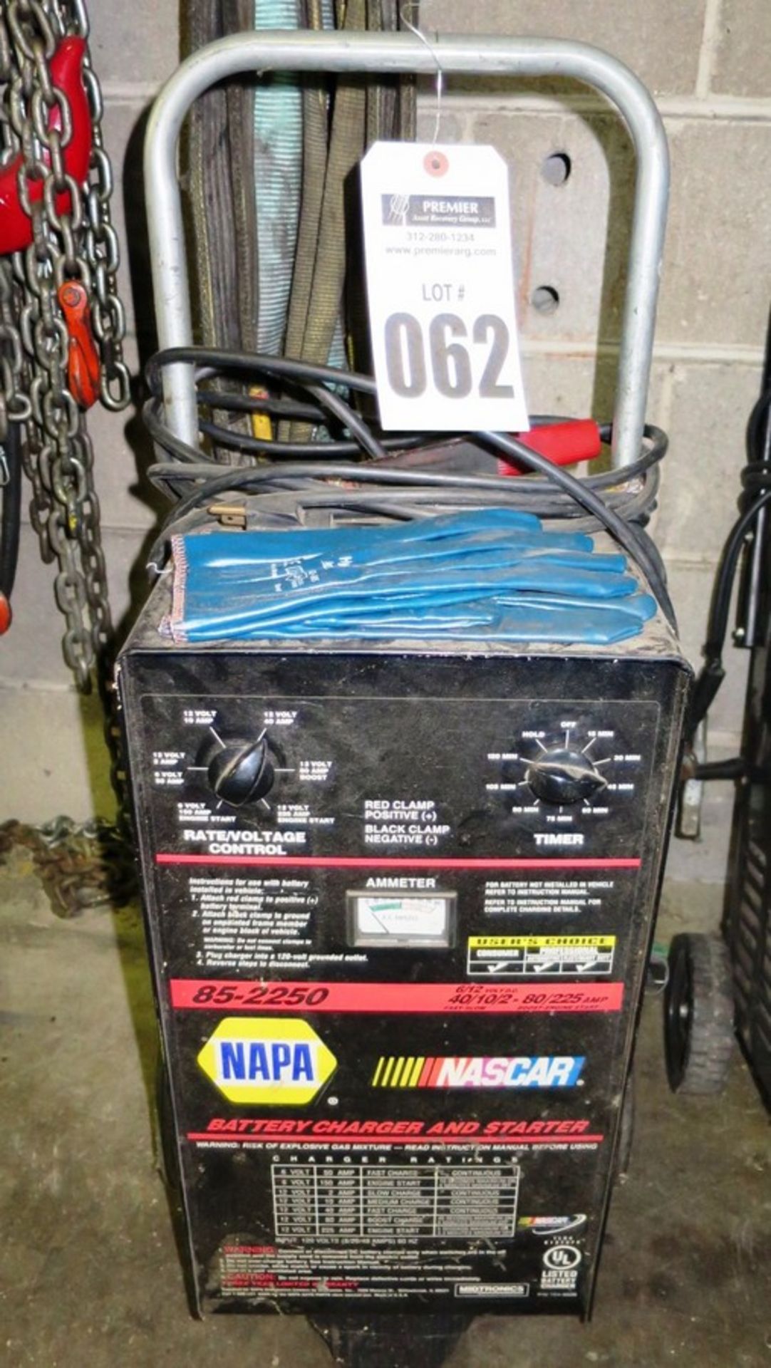 Napa 12V Battery Charger and Starter