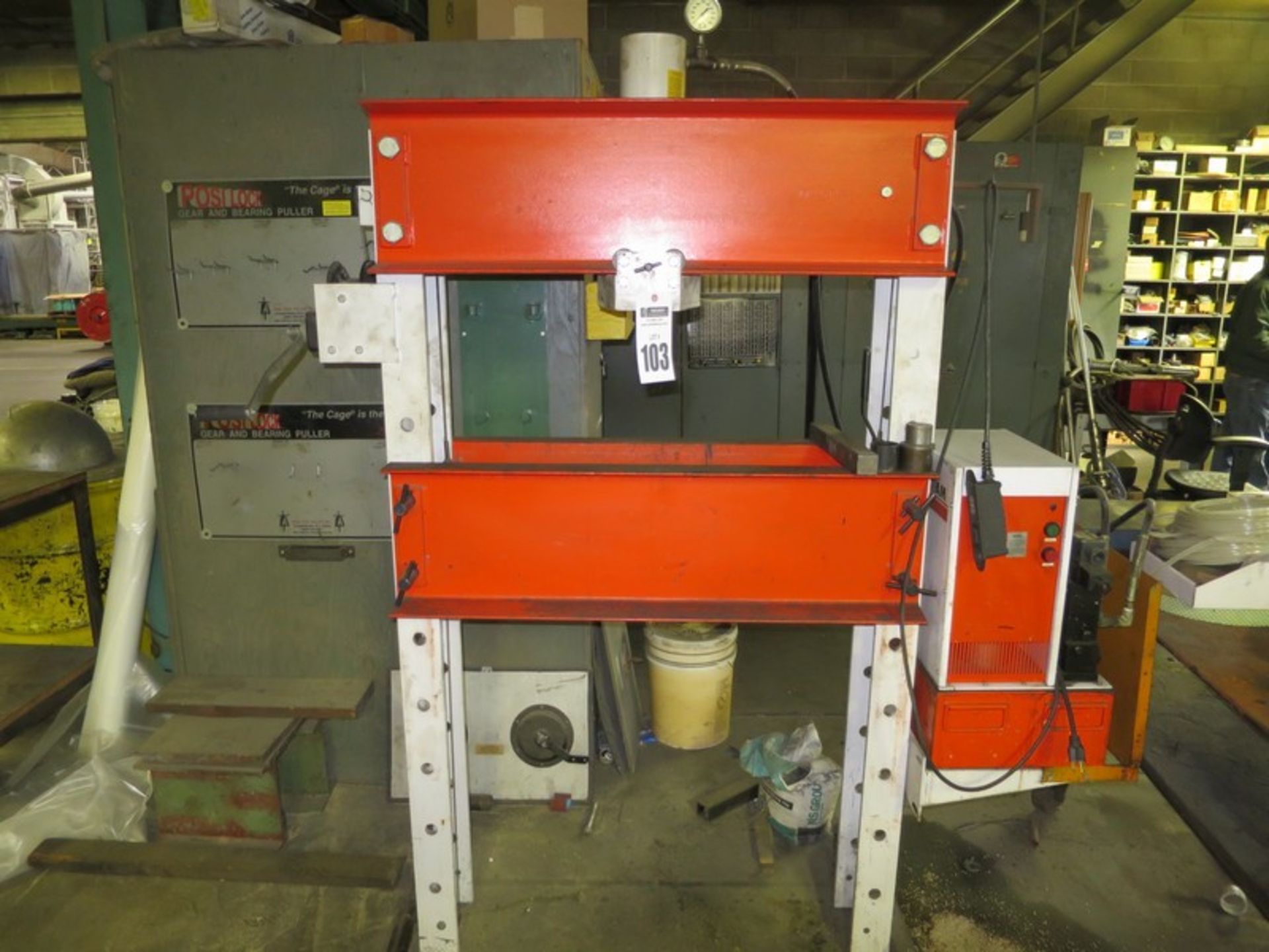 55 Ton Power Team Hydraulic Press Model PQ60