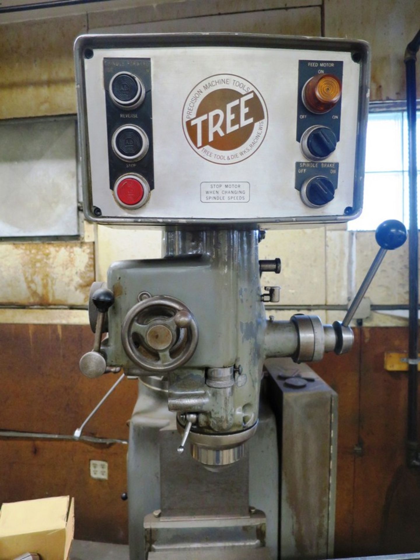 5HP Tree Model 2VGC Vertical Milling Machine, S/N 10010 - Bild 2 aus 9