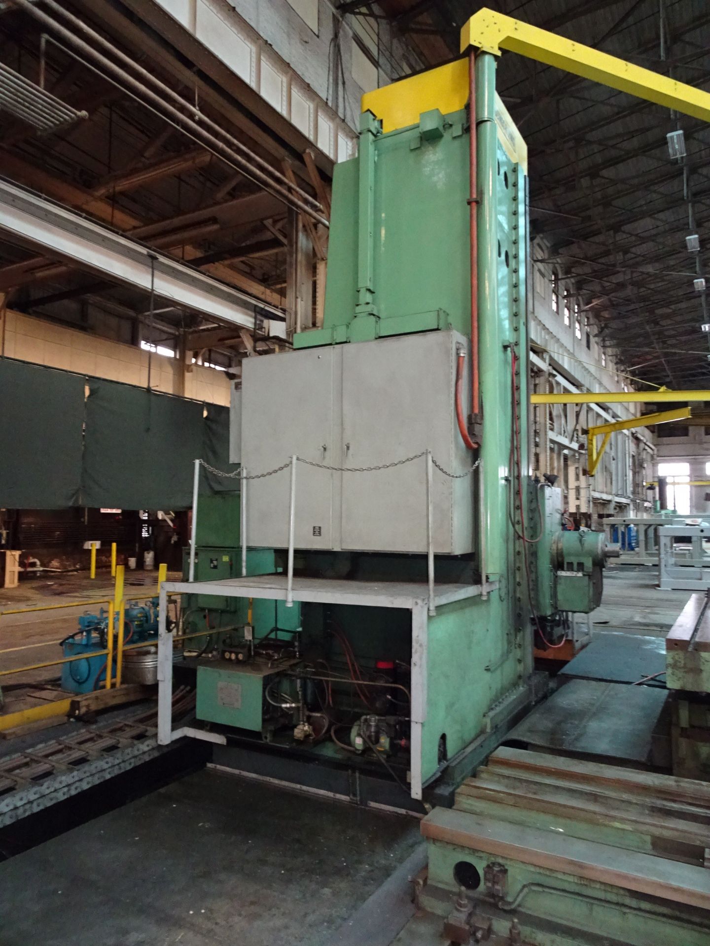 6" GIDDINGS & LEWIS 75-H60-UF CNC FLOOR TYPE HORIZONTAL BORING MILL - Image 5 of 11