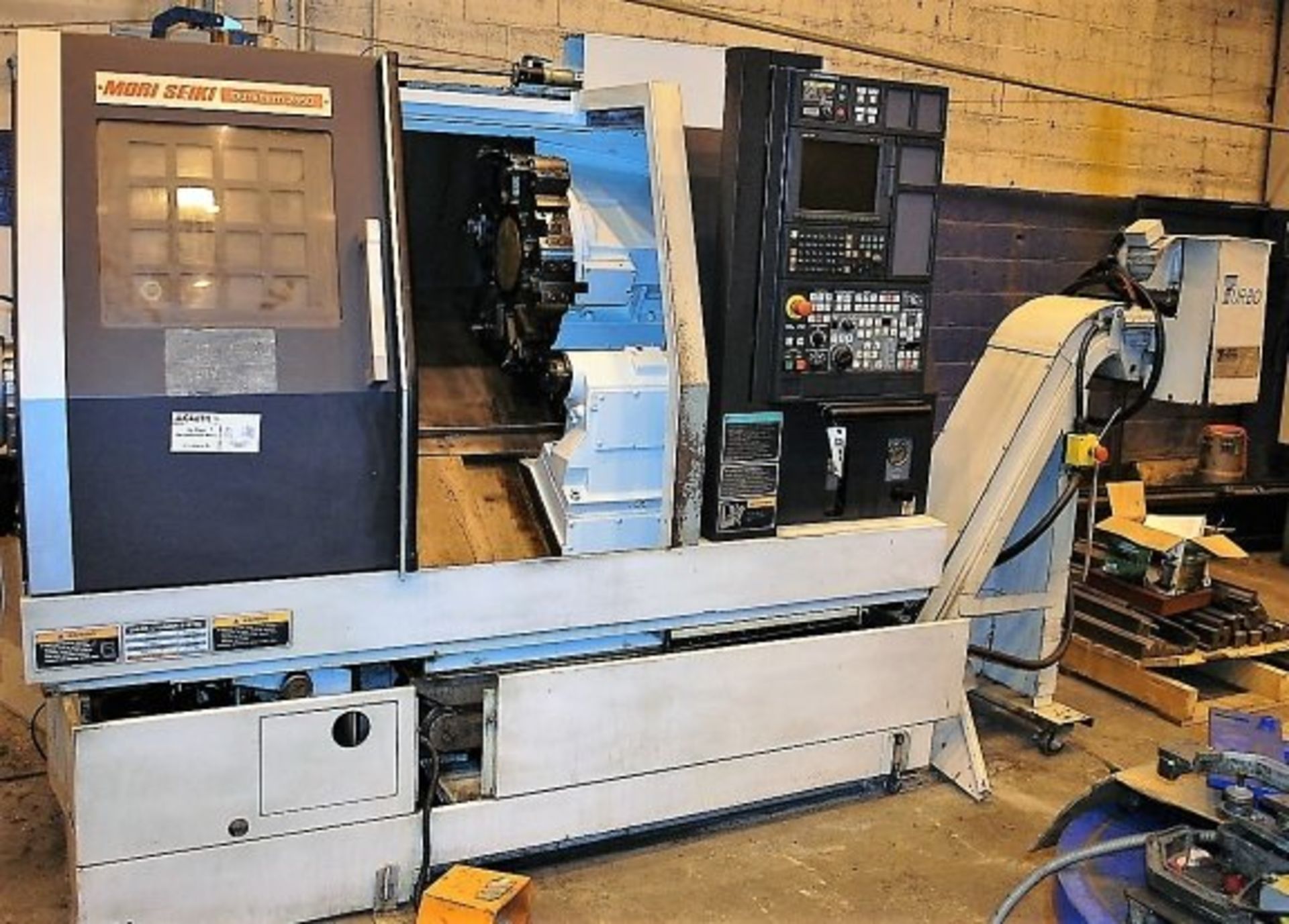 MORI SEIKI DURATURN 2550 CNC TURNING CENTER