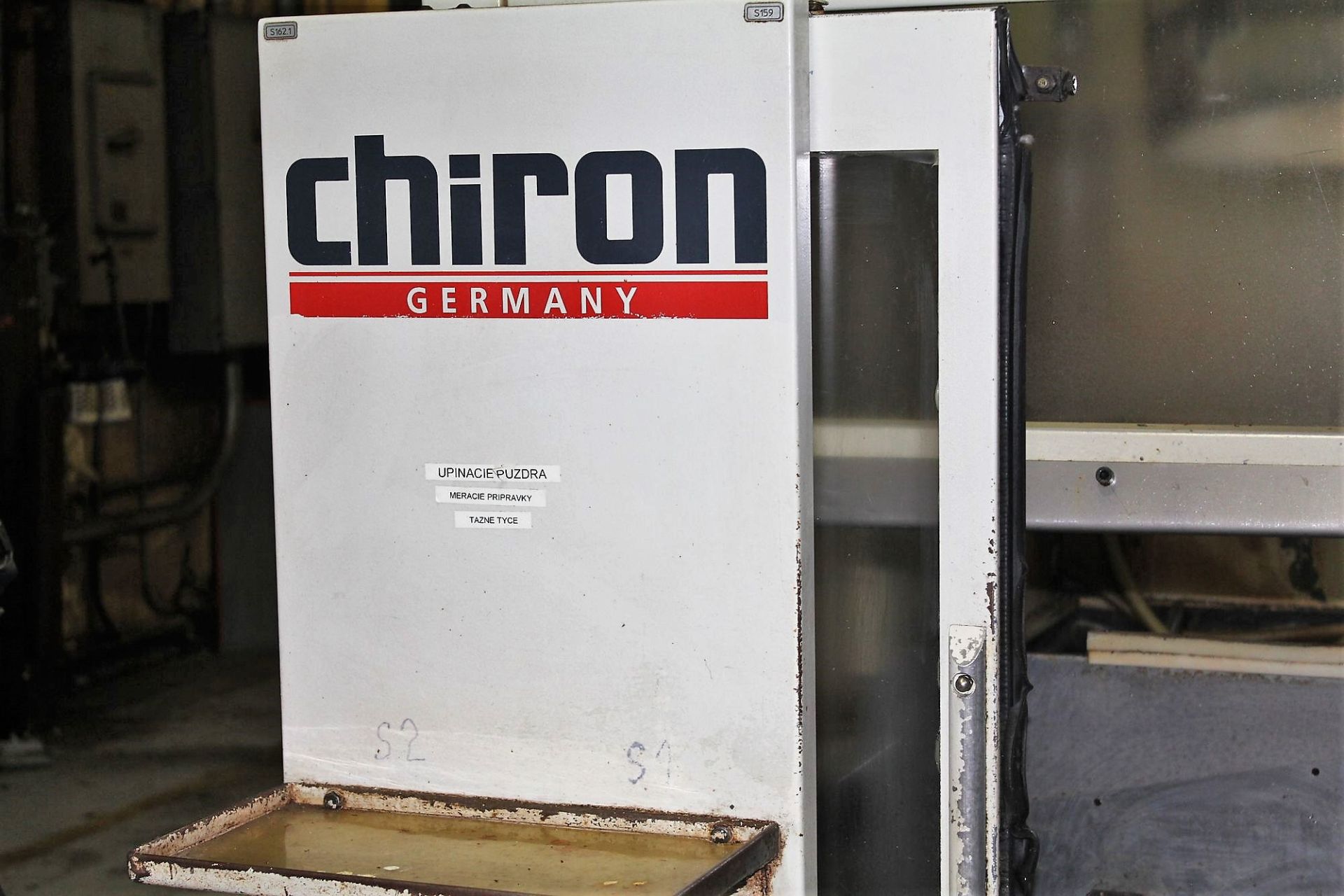 CHIRON DZ-12W MAGNUM HIGH SPEED CNC TWIN SPINDLE VERTICAL MACHING CENTER WITH PALLET CHANGER - Image 16 of 33