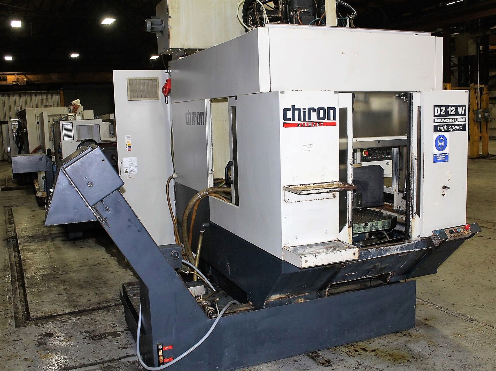 CHIRON DZ-12W MAGNUM HIGH SPEED CNC TWIN SPINDLE VERTICAL MACHING CENTER WITH PALLET CHANGER - Image 3 of 33