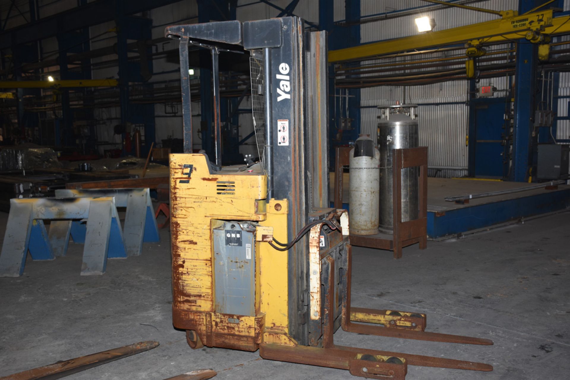 Yale Model NR040ACNS24TE091 Electric Fork Truck