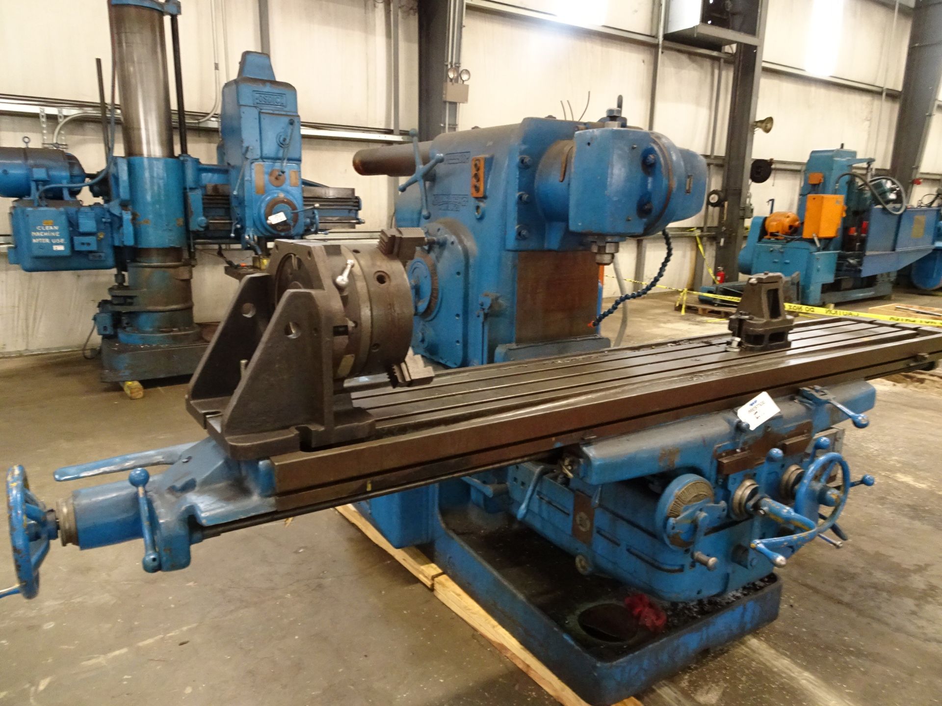 Kearney & Trecker CSM Universal Milling Machine