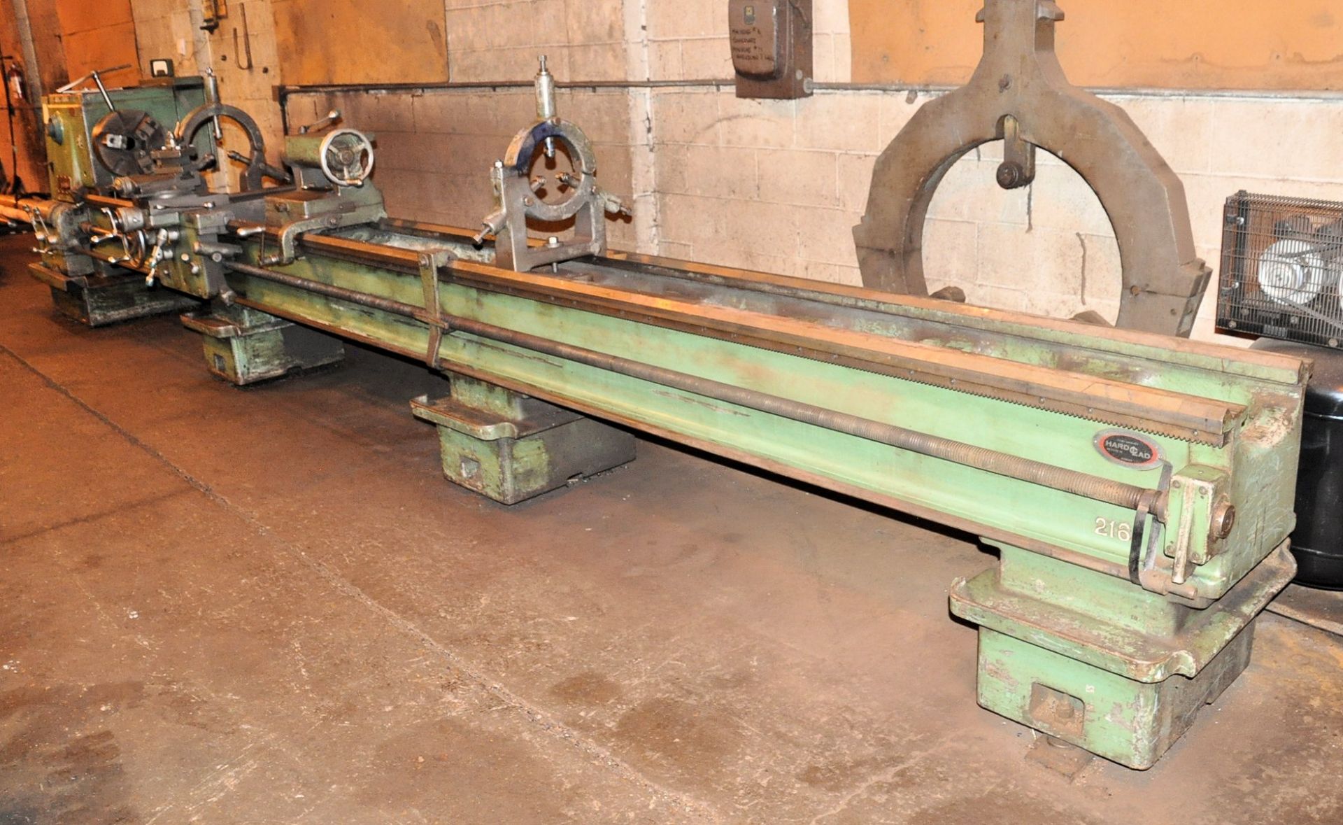 26" x 216" Cincinnati 21 1/2 Hydrashift Manual Lathe