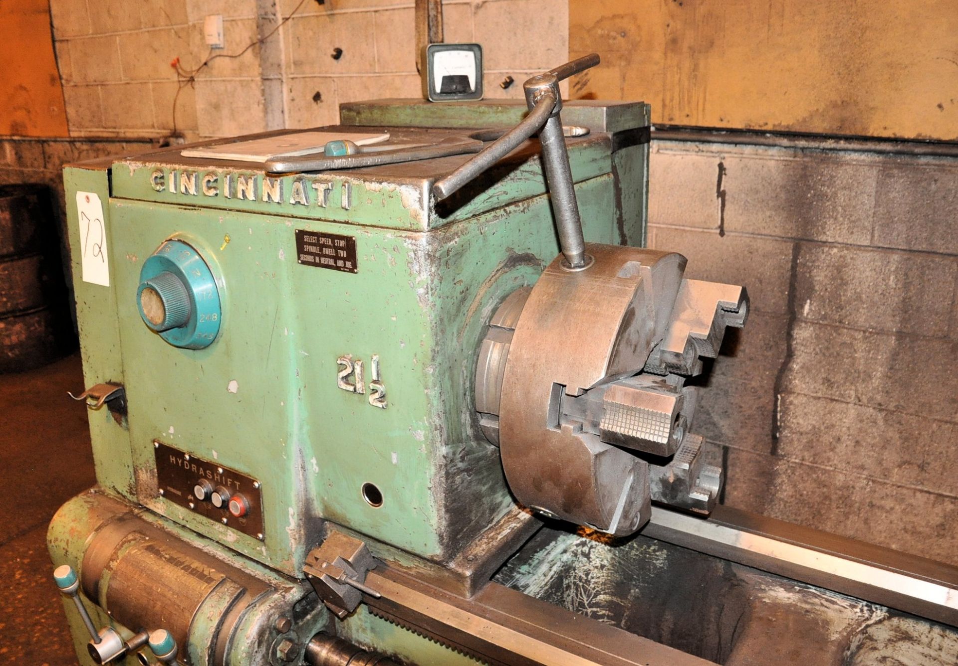 26" x 216" Cincinnati 21 1/2 Hydrashift Manual Lathe - Image 2 of 3