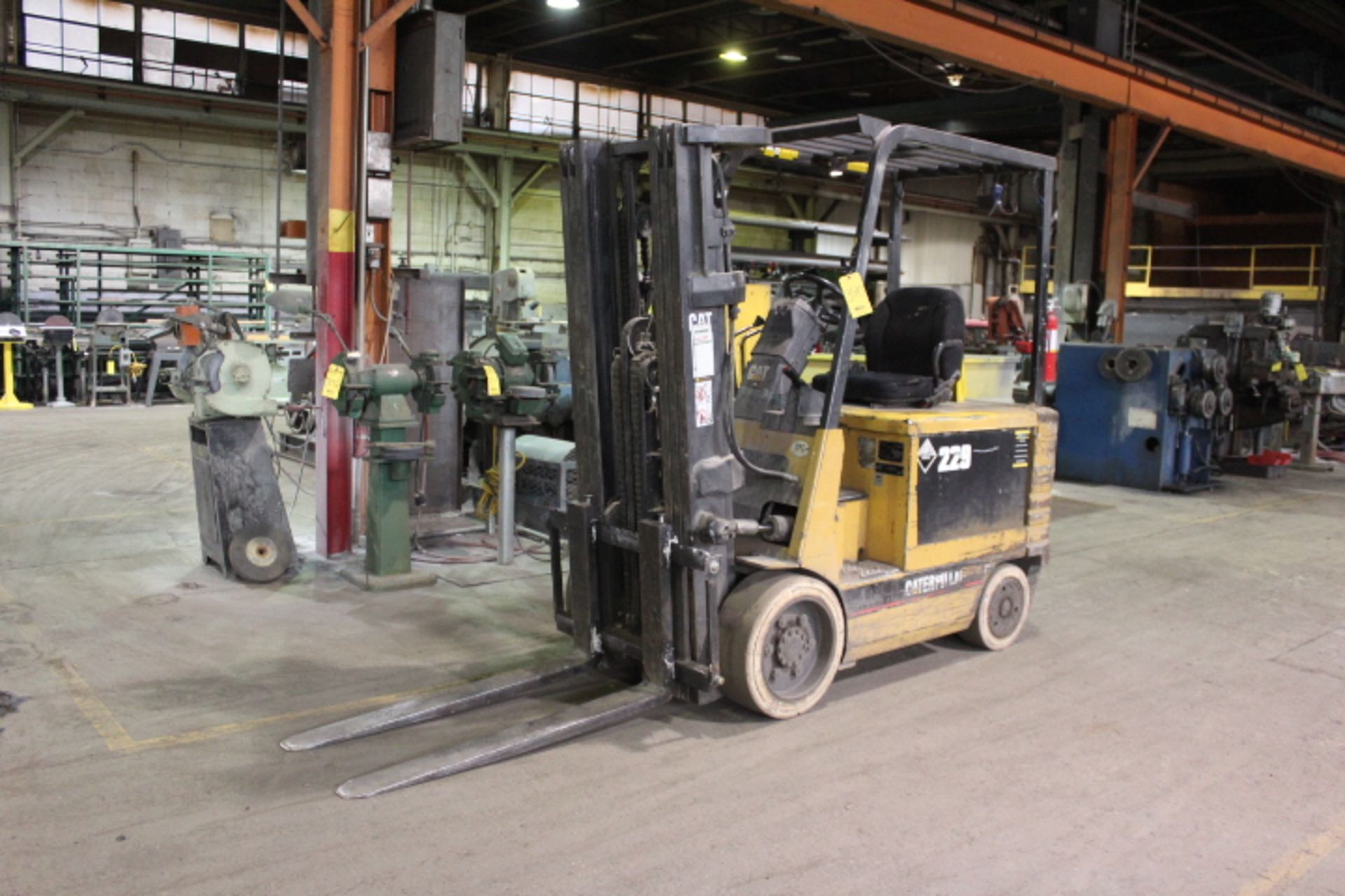 CATERPILLAR 2EC30 ELECTRIC CUSHION TIRE FORK LIFT WITH CHARGER, 6,000# CAP. S/N A2EC362329