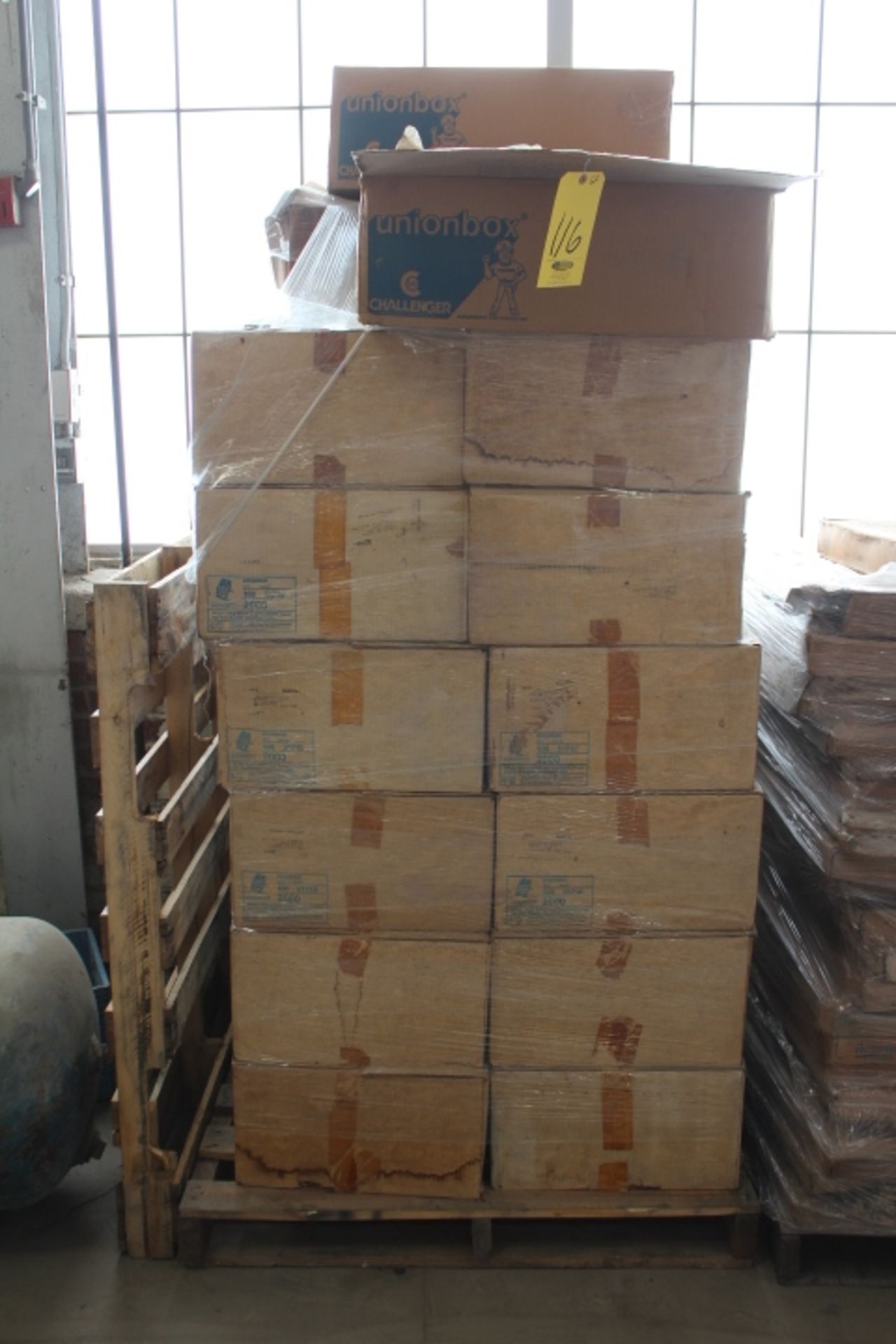 APPROX 2,400+ SYLVANIA SINGLE GANG SWITCH AND RECEPTACLE BOXES