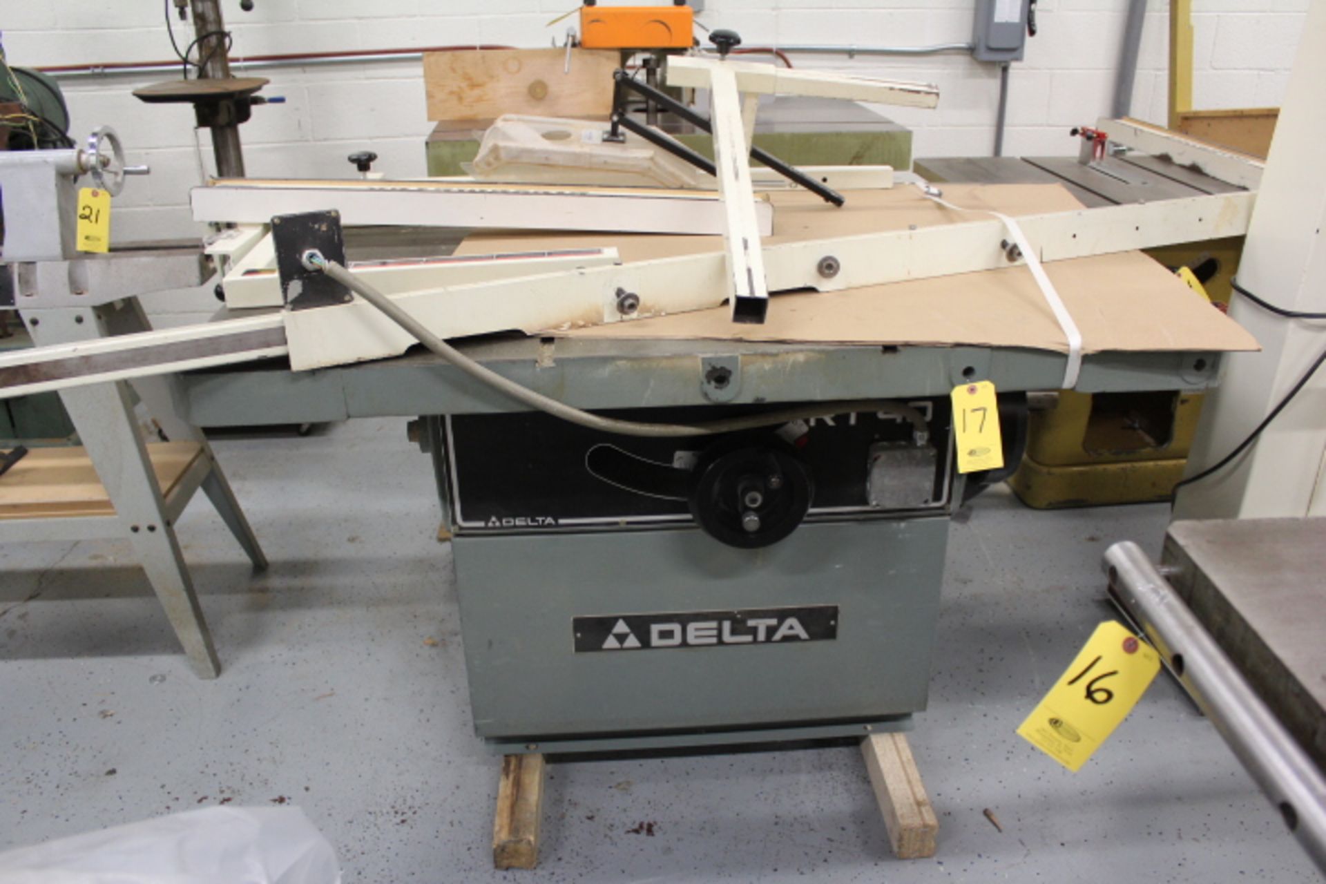 2005 DELTA RT40 TILTING ARBOR TABLE SAW 36789, 230V, 3 PHASE, S/N 6344