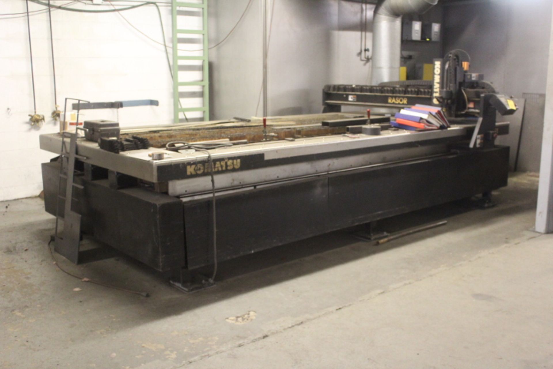 KOMATSU KCR-0451 RASOR PLASMA CUTTER WITH CCU & JOYSTICK CONTROL, 5' X 10', 8.5 KVA