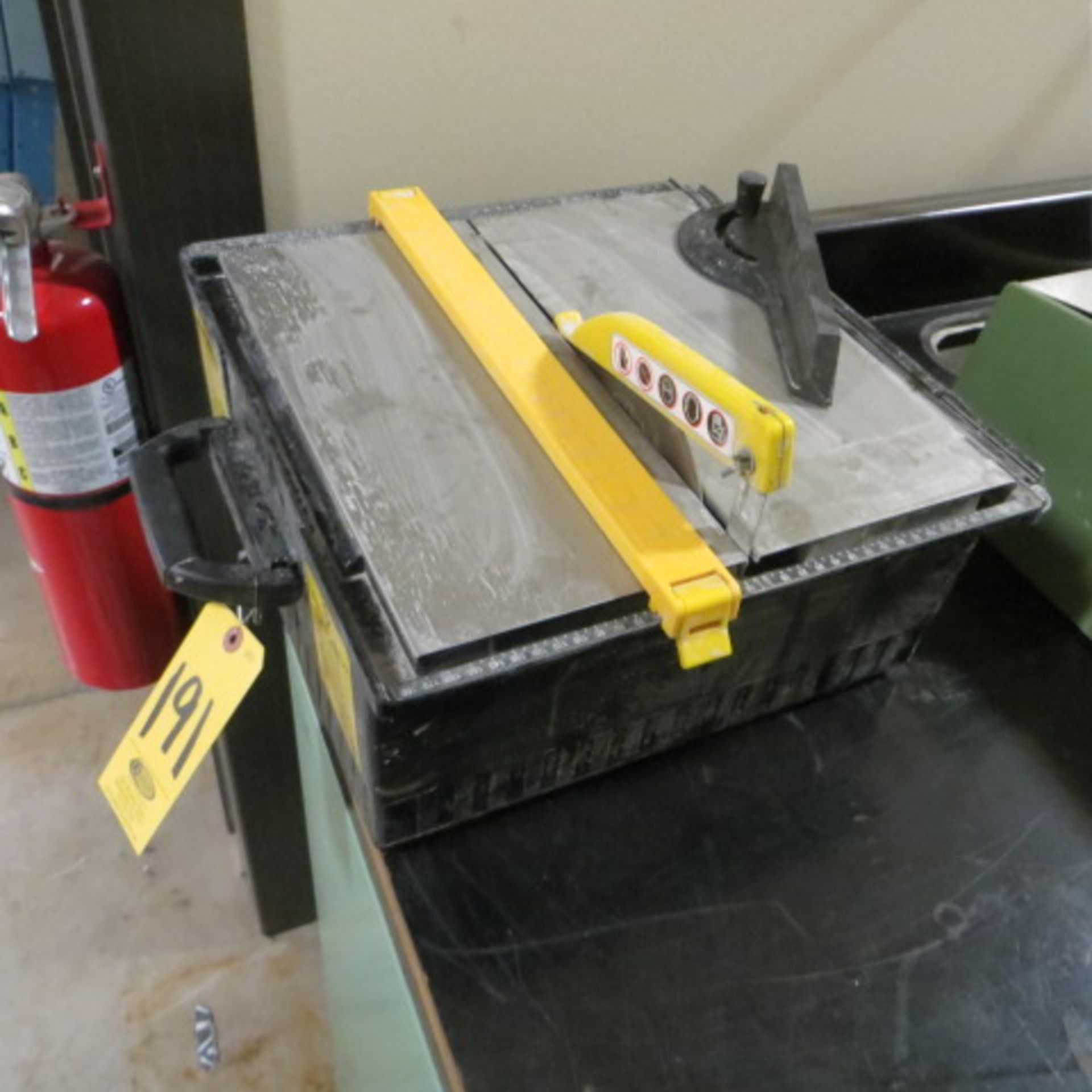 7 INCH TILE SAW MODEL 600-85