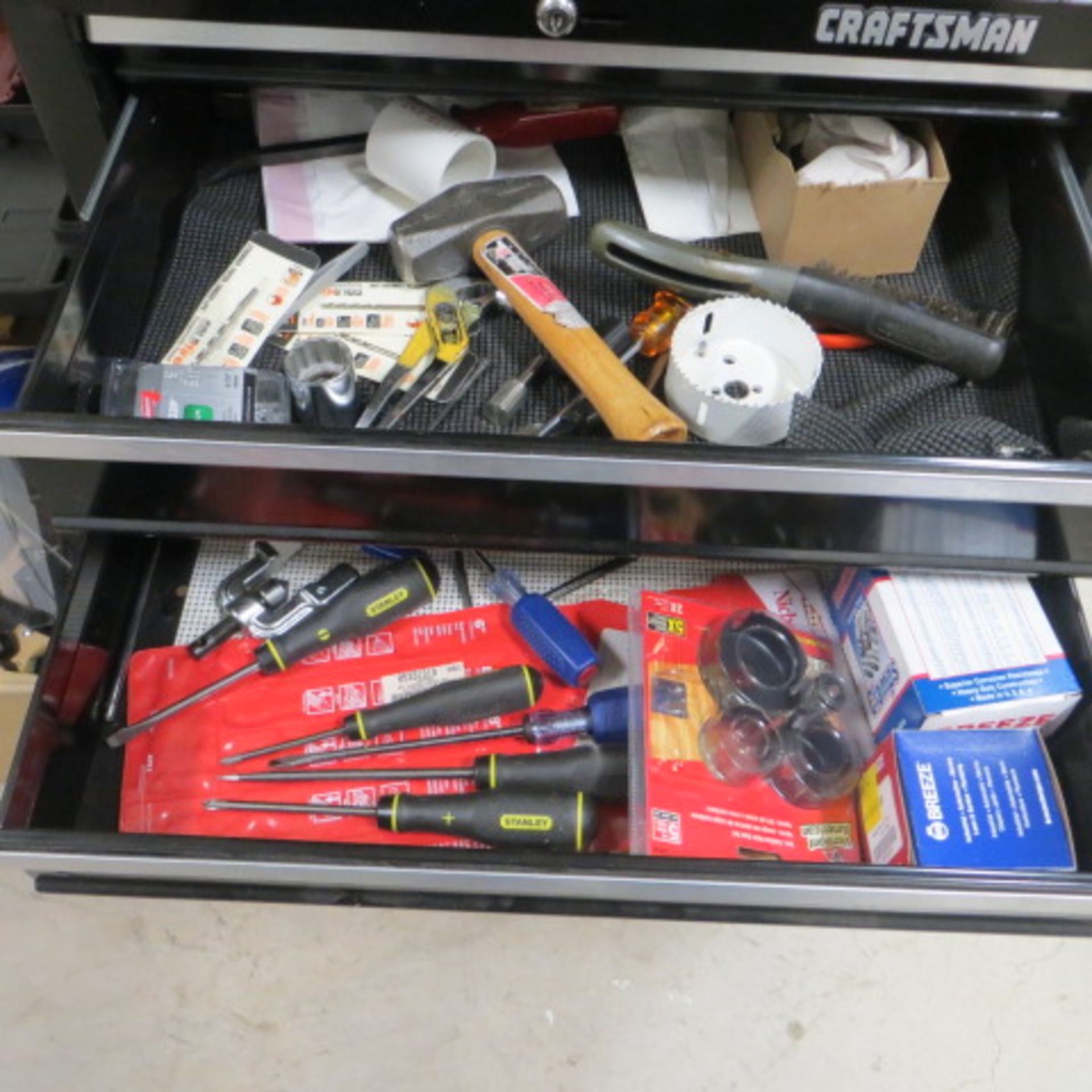 CRAFTSMAN TOOL BOX AND CONTENTS - Image 6 of 7