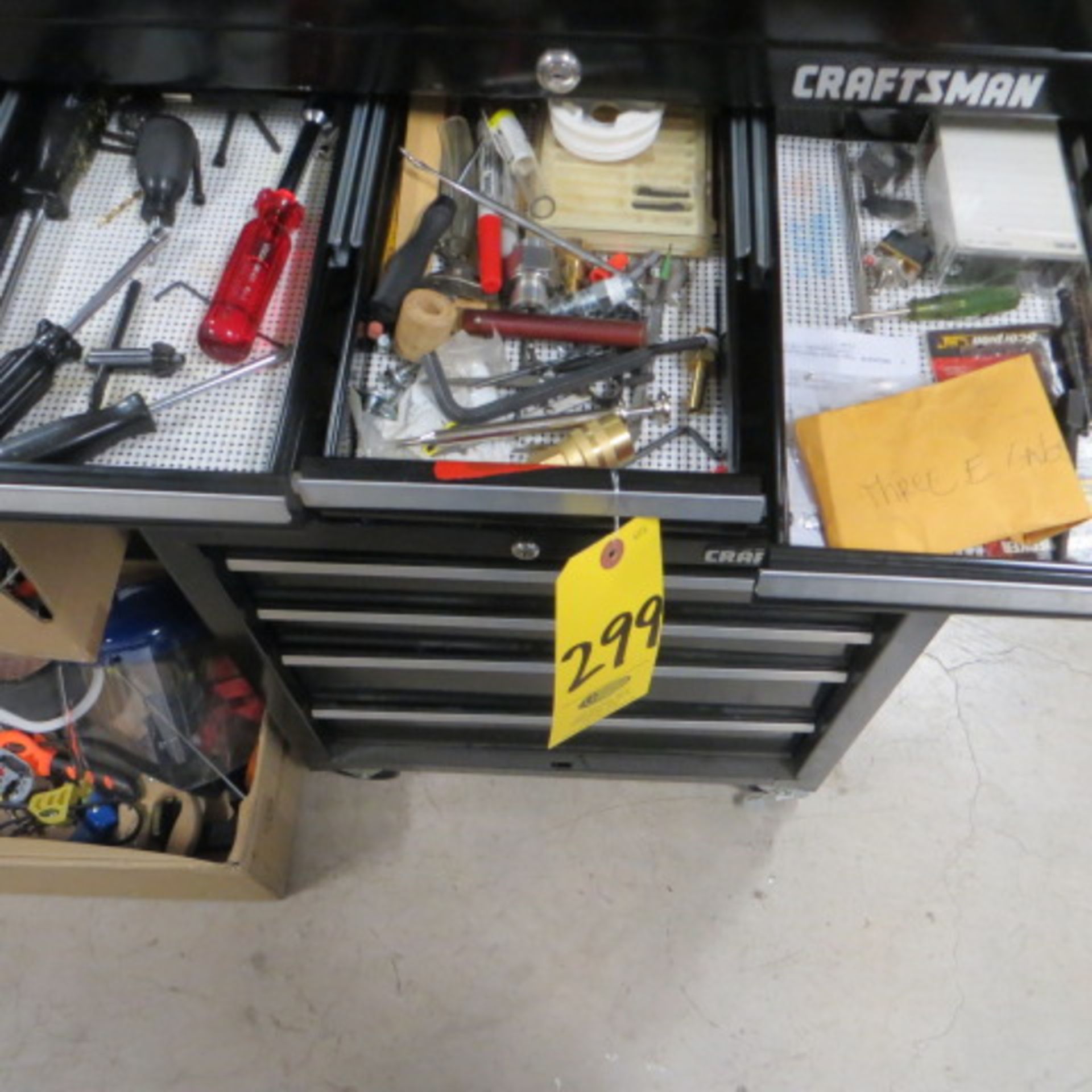 CRAFTSMAN TOOL BOX AND CONTENTS - Image 2 of 7