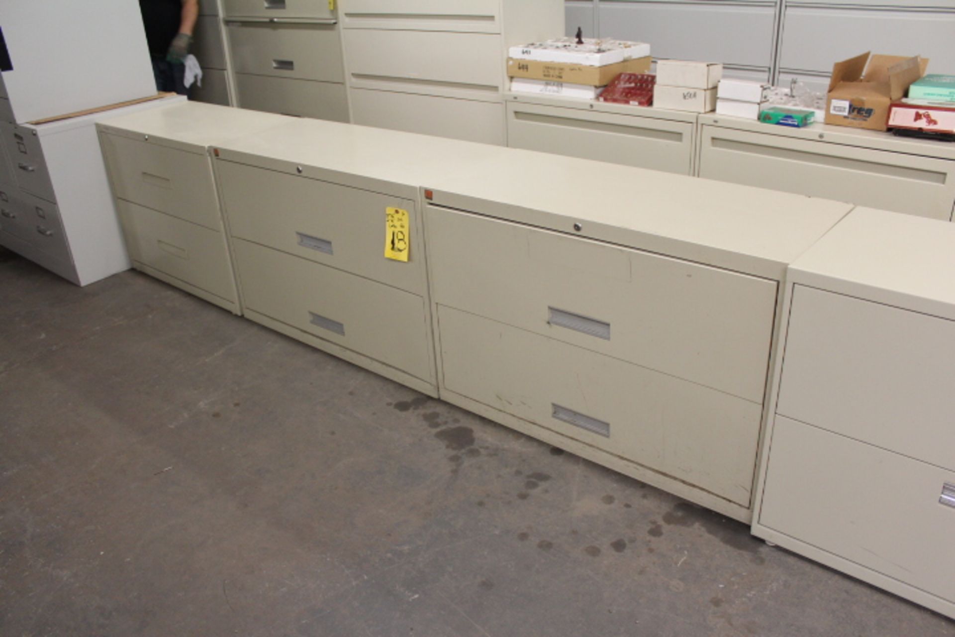 2-36 IN & 2-42 IN 2-DRAWER LATERAL FILES